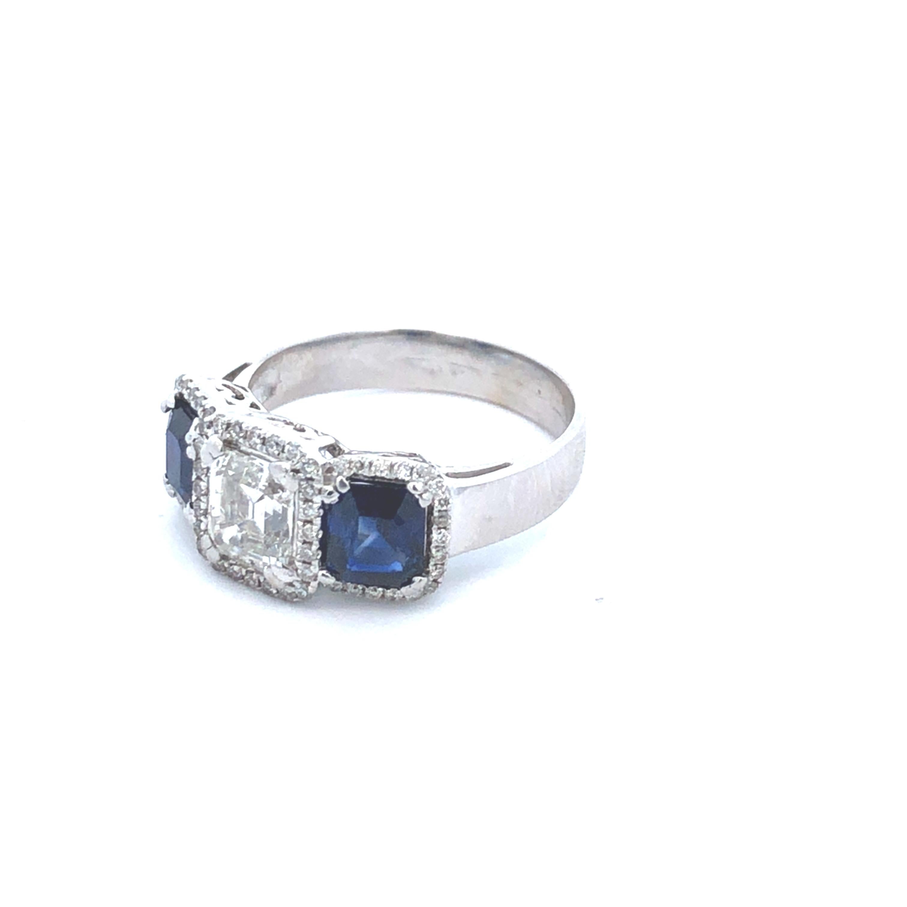 Three Stone Sapphire &Diamond Ring D.50ct S1.47ct Em.90ct 18kyg In New Condition For Sale In New York, NY