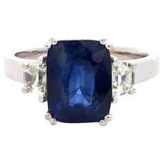 Bague à trois pierres saphir et diamant  S3.28ct HM.43ct 18kyg