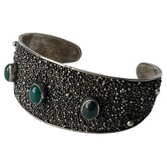 Bracelet jonc caviar en argent sterling et malachite à trois pierres