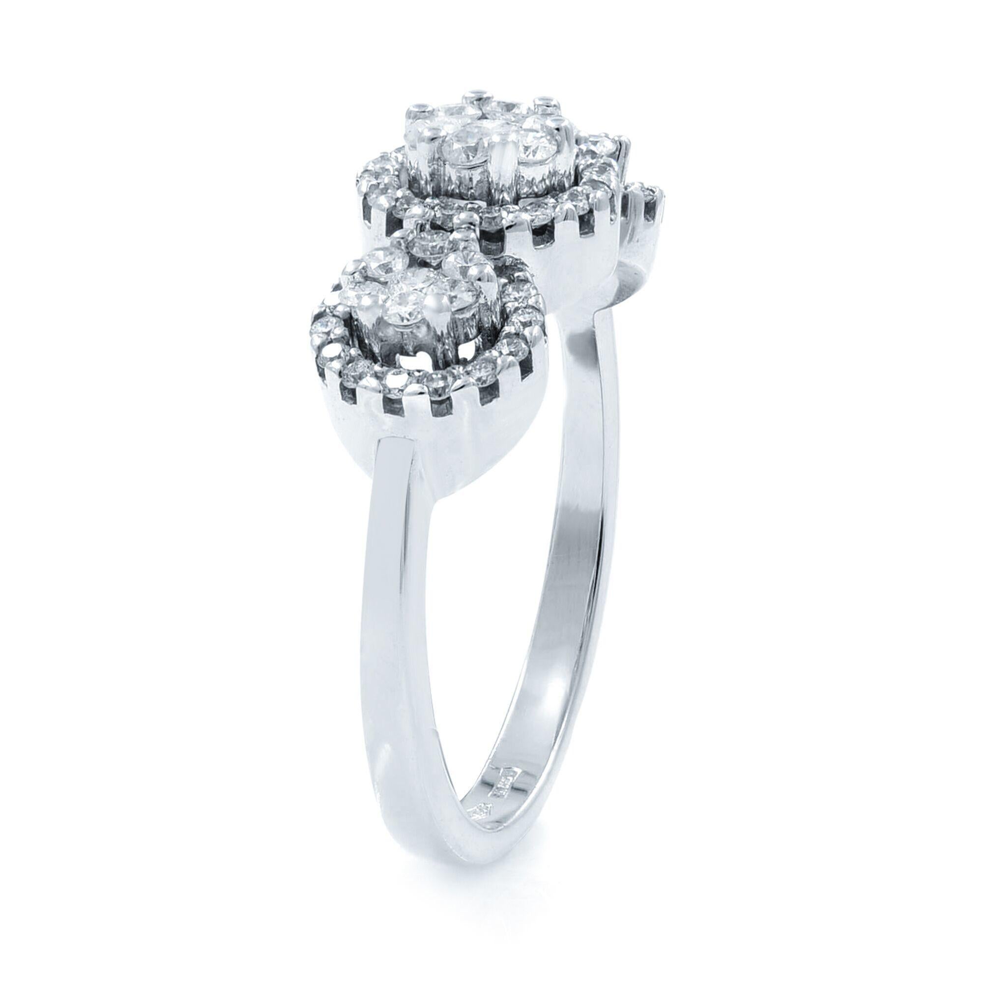 Round Cut Three Stone Style Cluster Diamond Ring 18K White Gold 0.51cttw For Sale