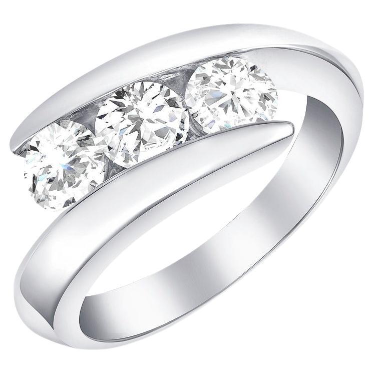 En vente :  Bracelet en diamants à trois pierres pour femme de 0,65 carat