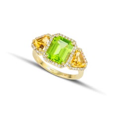 Three Stones Ring 18Kt Gold Emerald Cut Green Peridot Trillion Citrines Diamonds