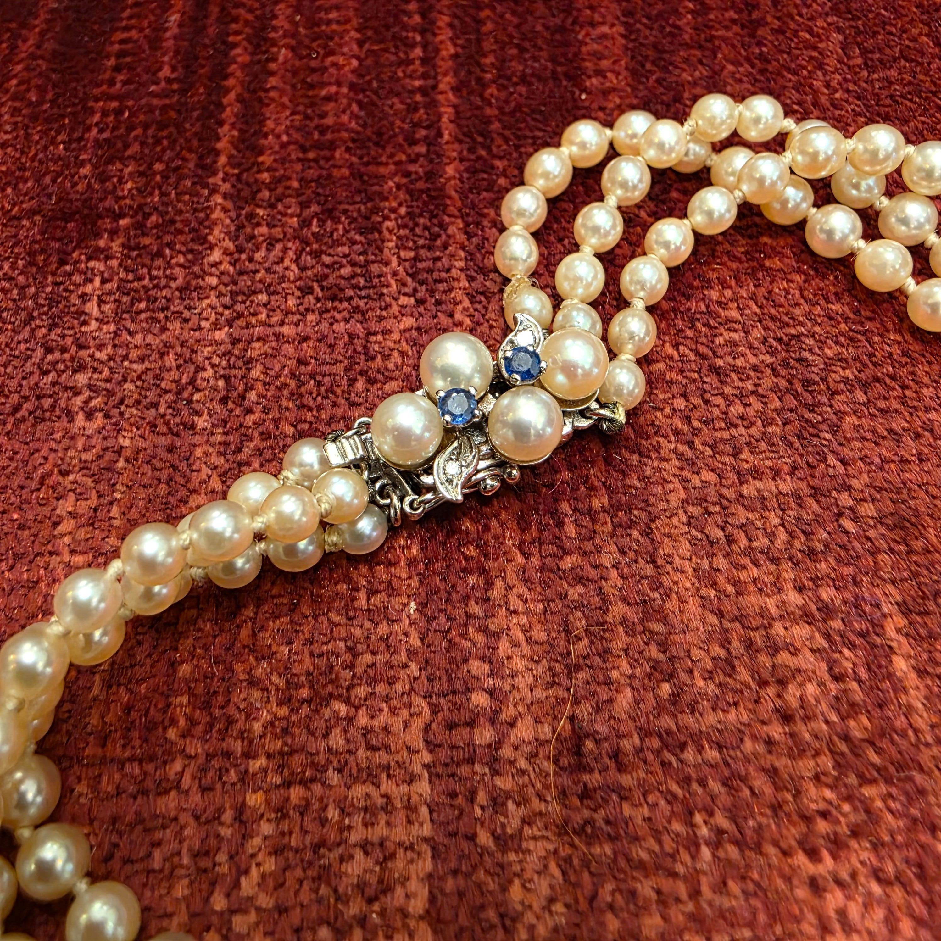 Three-Strand Cultured Akoya Pearl Necklace with Sapphire Clasp, Circa 1930s–40s For Sale 4