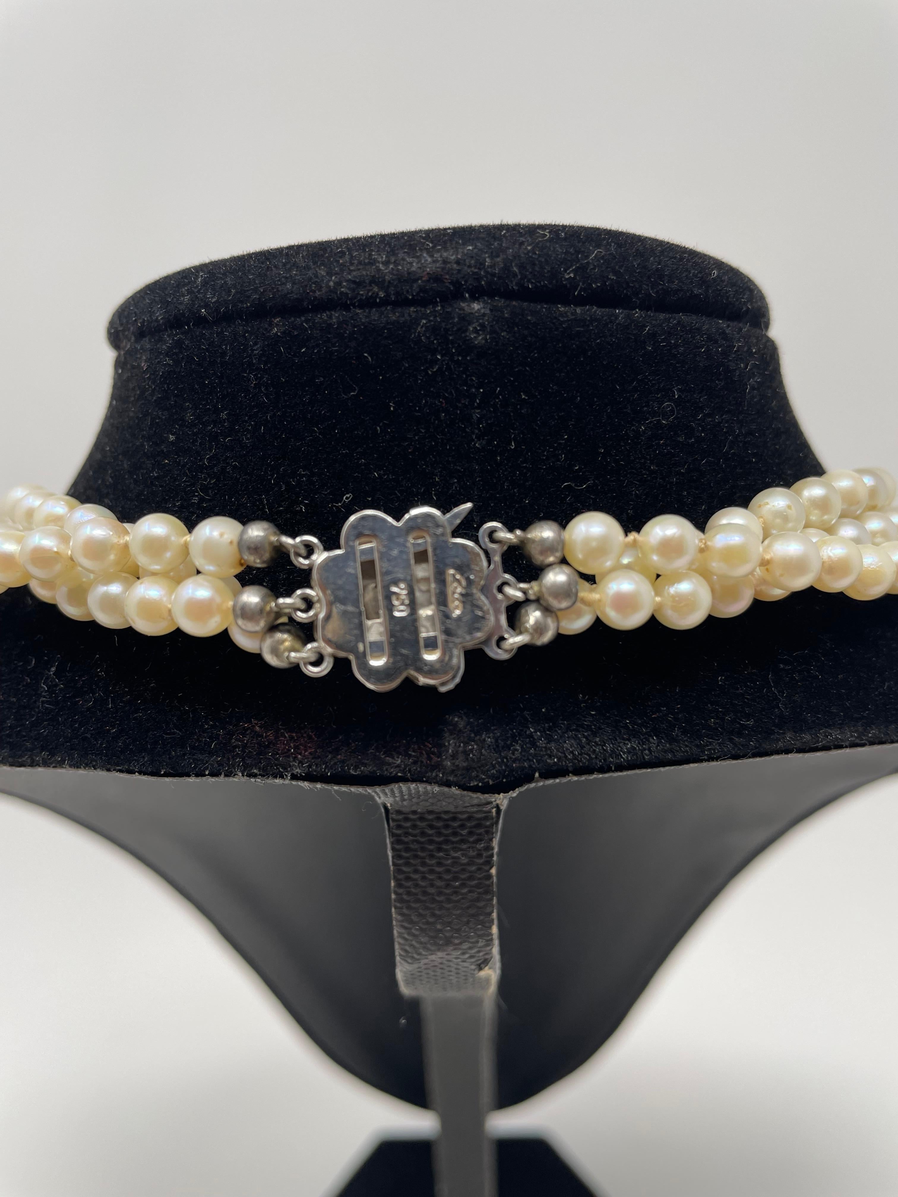 Collier de perles graduées à trois rangs Bon état - En vente à Greer, SC