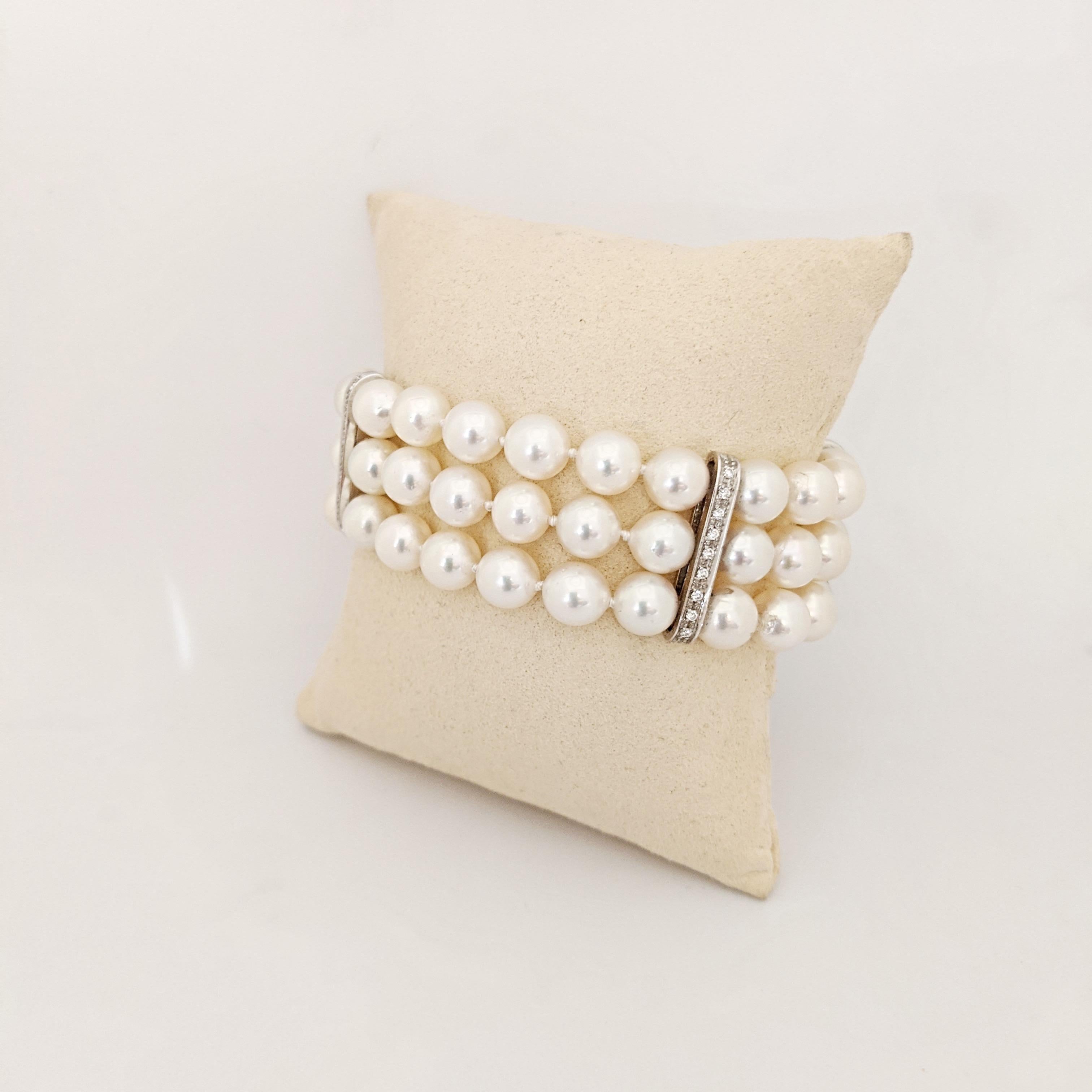 Retro Three-Strand Pearl Bracelet with 18 Karat White Gold and Diamond Clasp For Sale