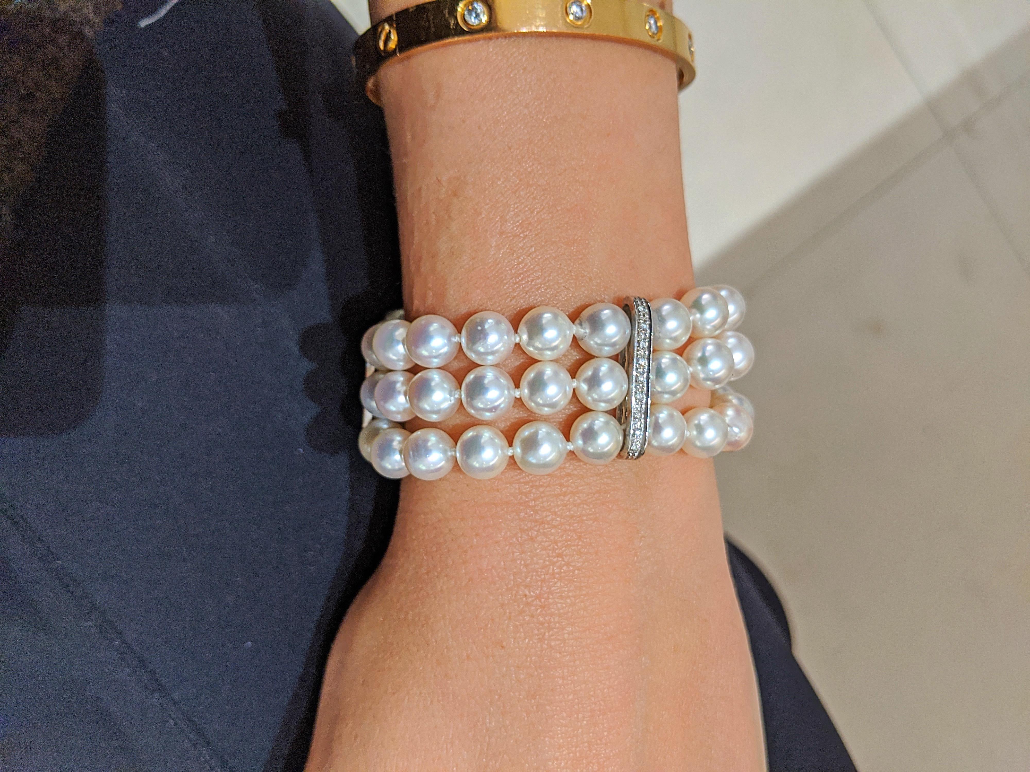 Three-Strand Pearl Bracelet with 18 Karat White Gold and Diamond Clasp In New Condition For Sale In New York, NY