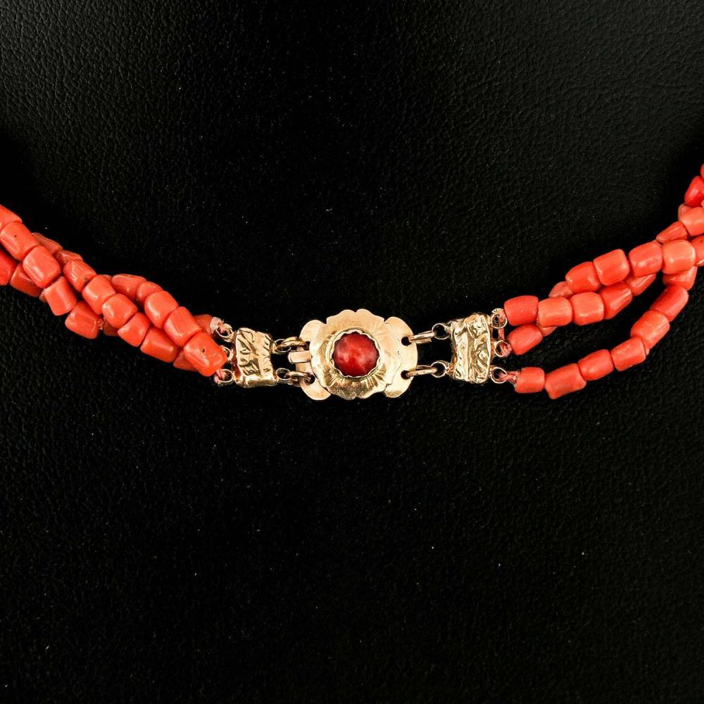 Late Victorian  Antique Red Coral Necklace With Gold Clasp  For Sale