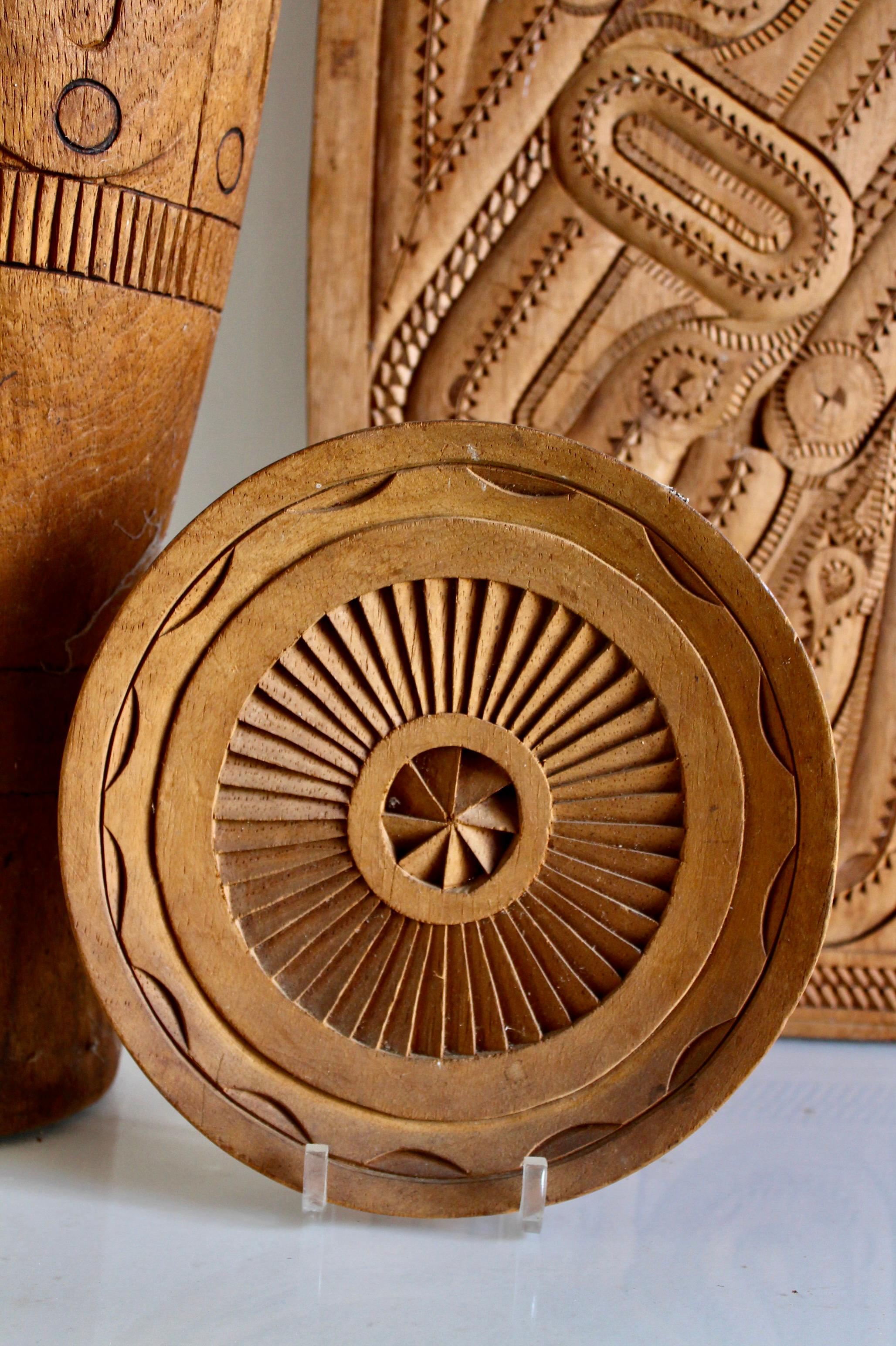 Tres artefactos de la selva tropical de Surinam Tribal en venta