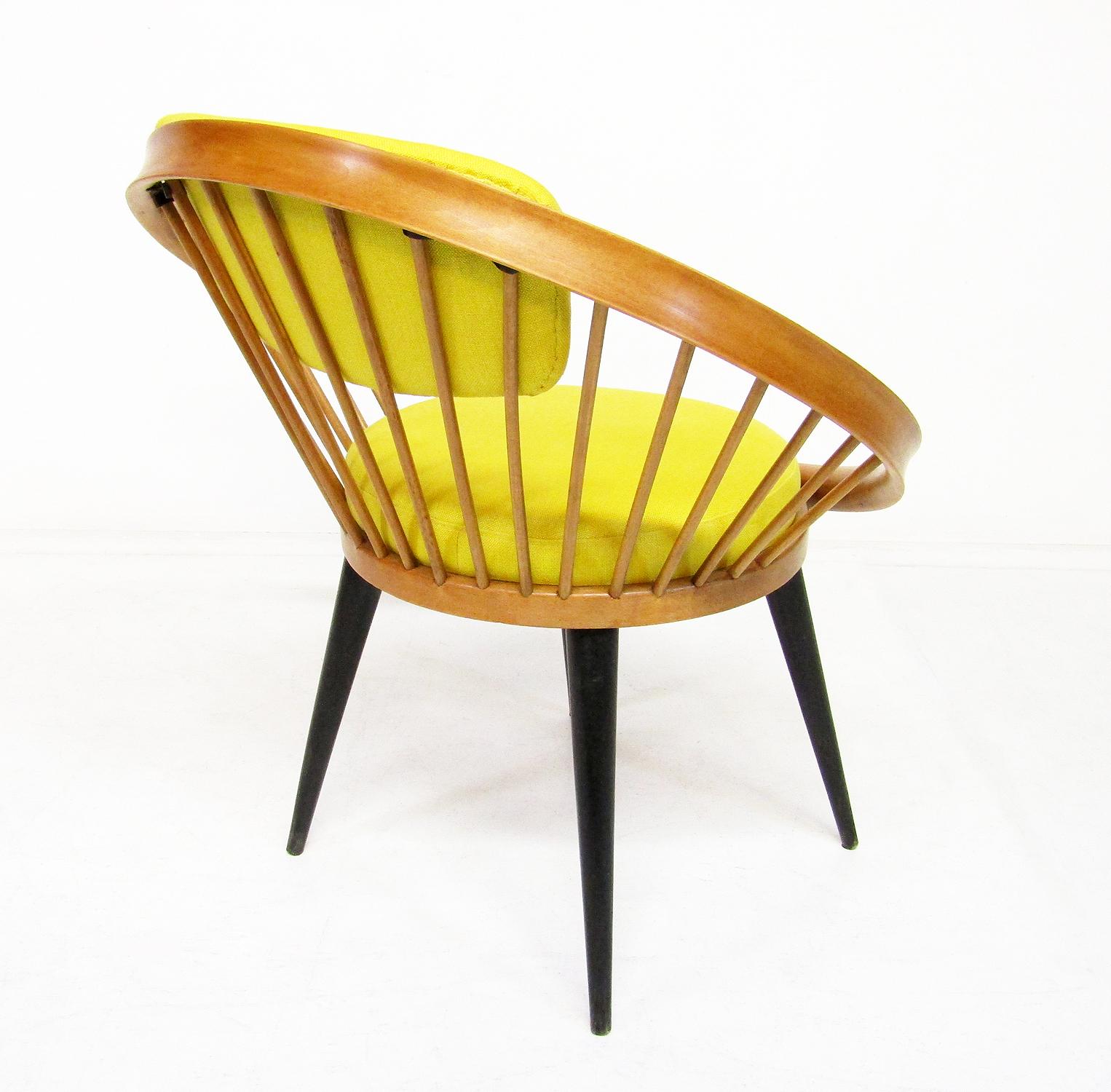Milieu du XXe siècle Trois chaises de cocktail suédoises des années 1950 « Circle » de Yngve Ekstrom pour Swedese en vente