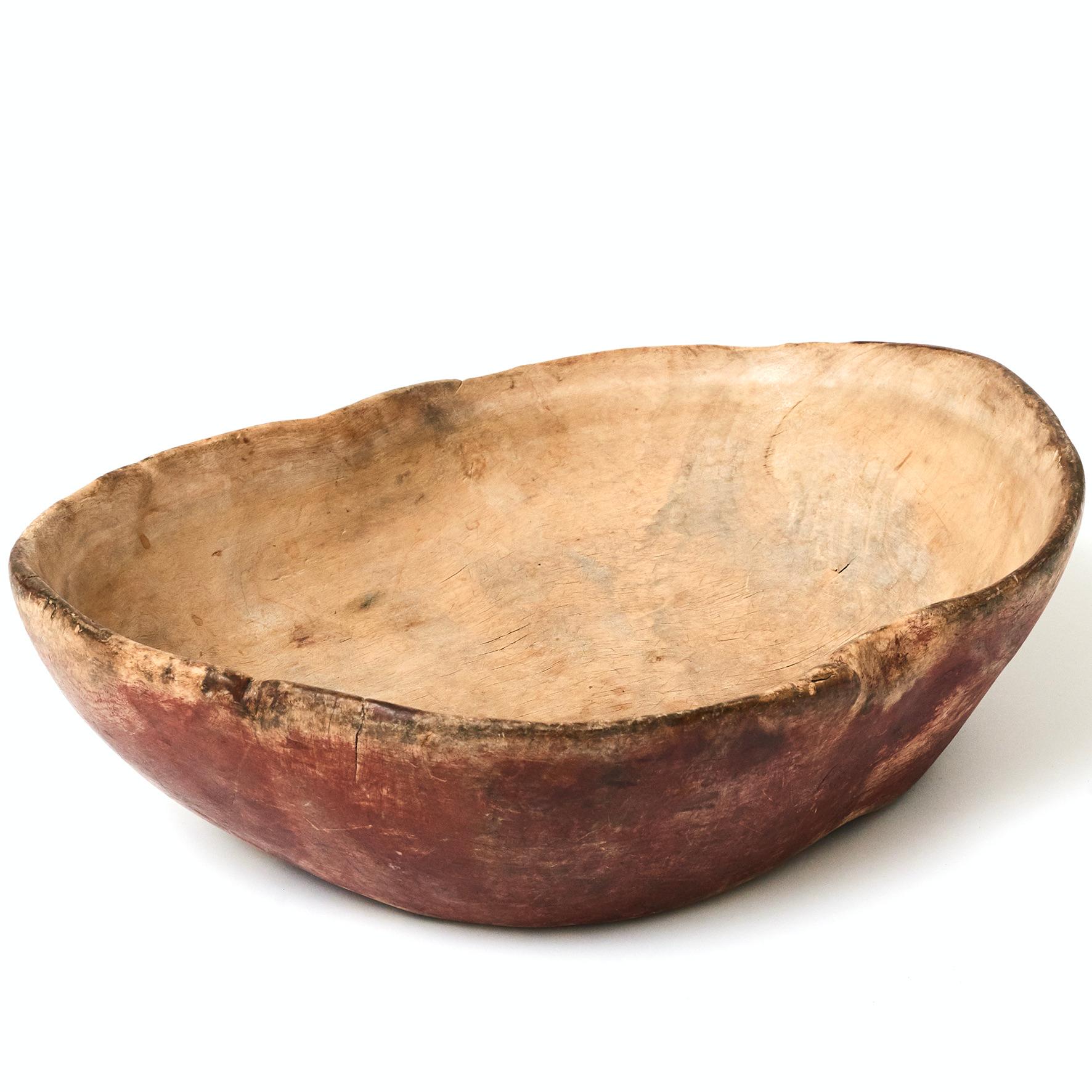 antique wooden bowls