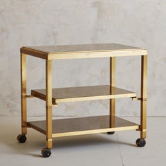 Carrito de bar de tres pisos de cristal pintado por Guy Lefevre, Francia Años 60