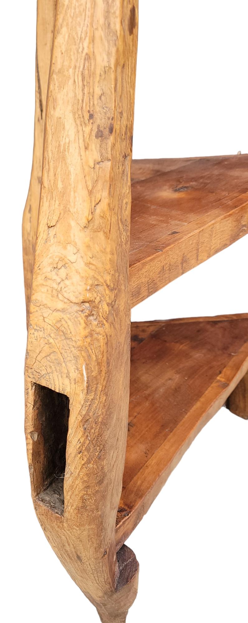Country Scaffale angolare a tre livelli in stile rustico francese in vendita