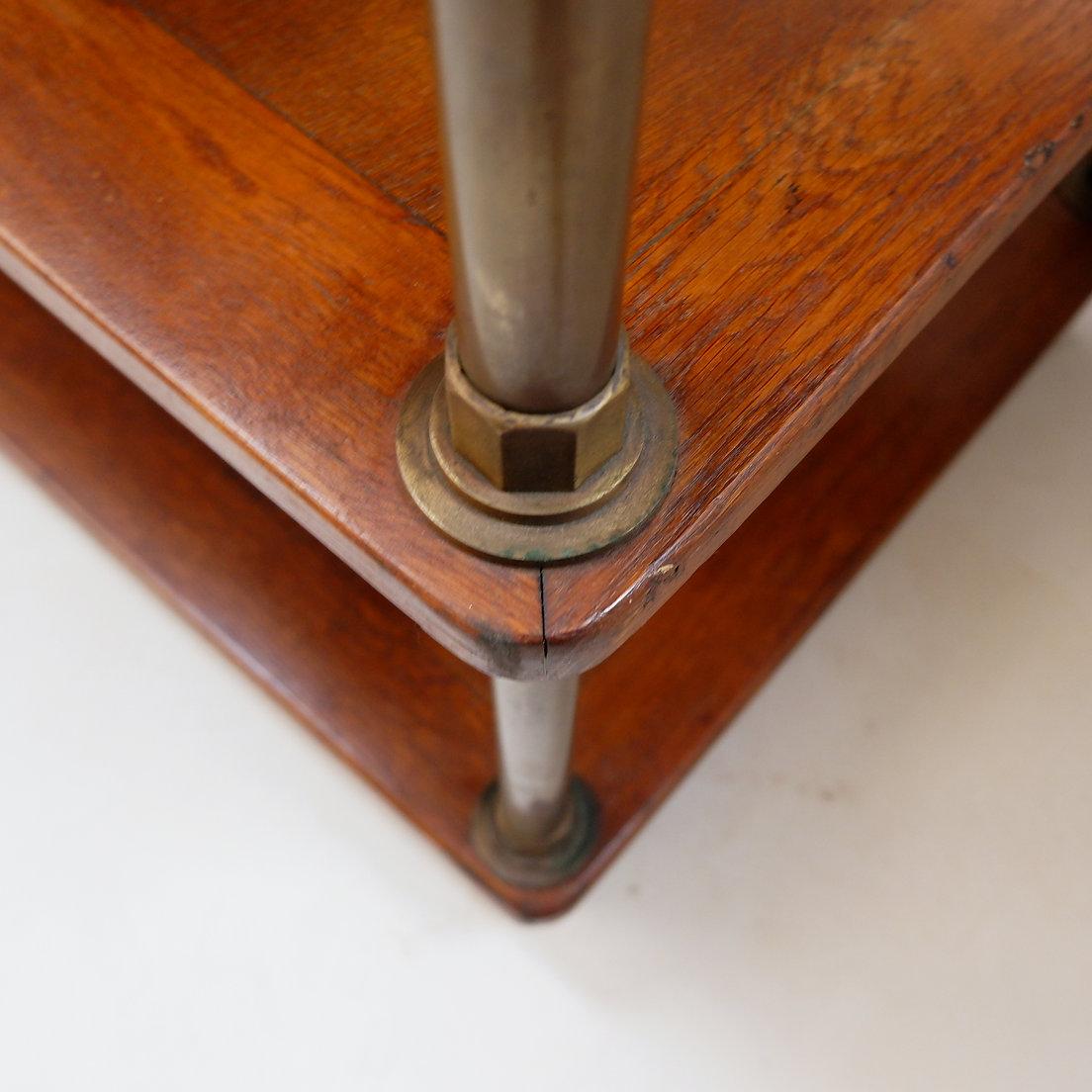 Français Table de présentation à trois niveaux provenant d'une boutique - années 1900 en vente