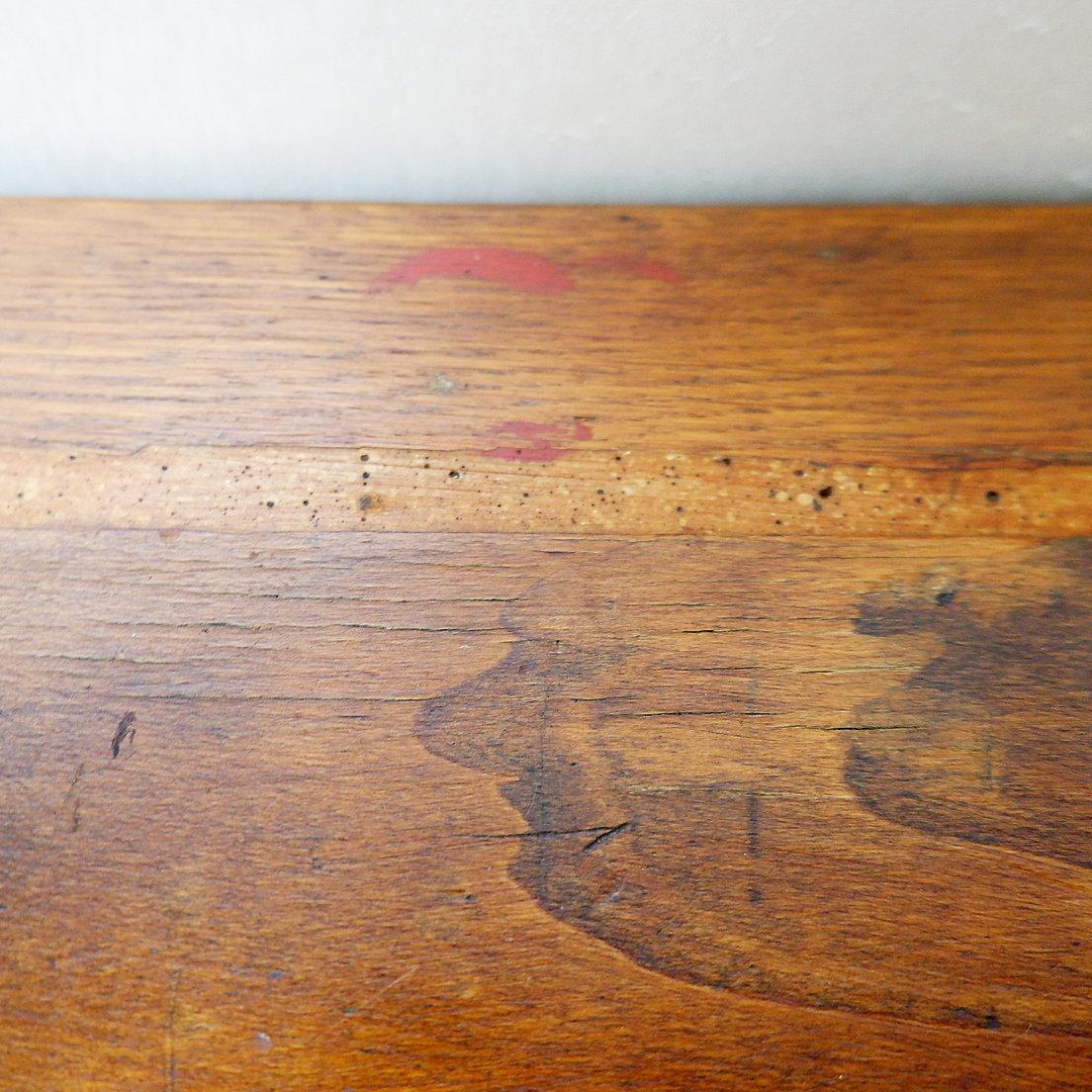 Table de présentation à trois niveaux provenant d'une boutique - années 1900 Bon état - En vente à Linkebeek, BE