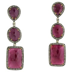Dreistufige Rubin-Ohrringe mit Diamanten