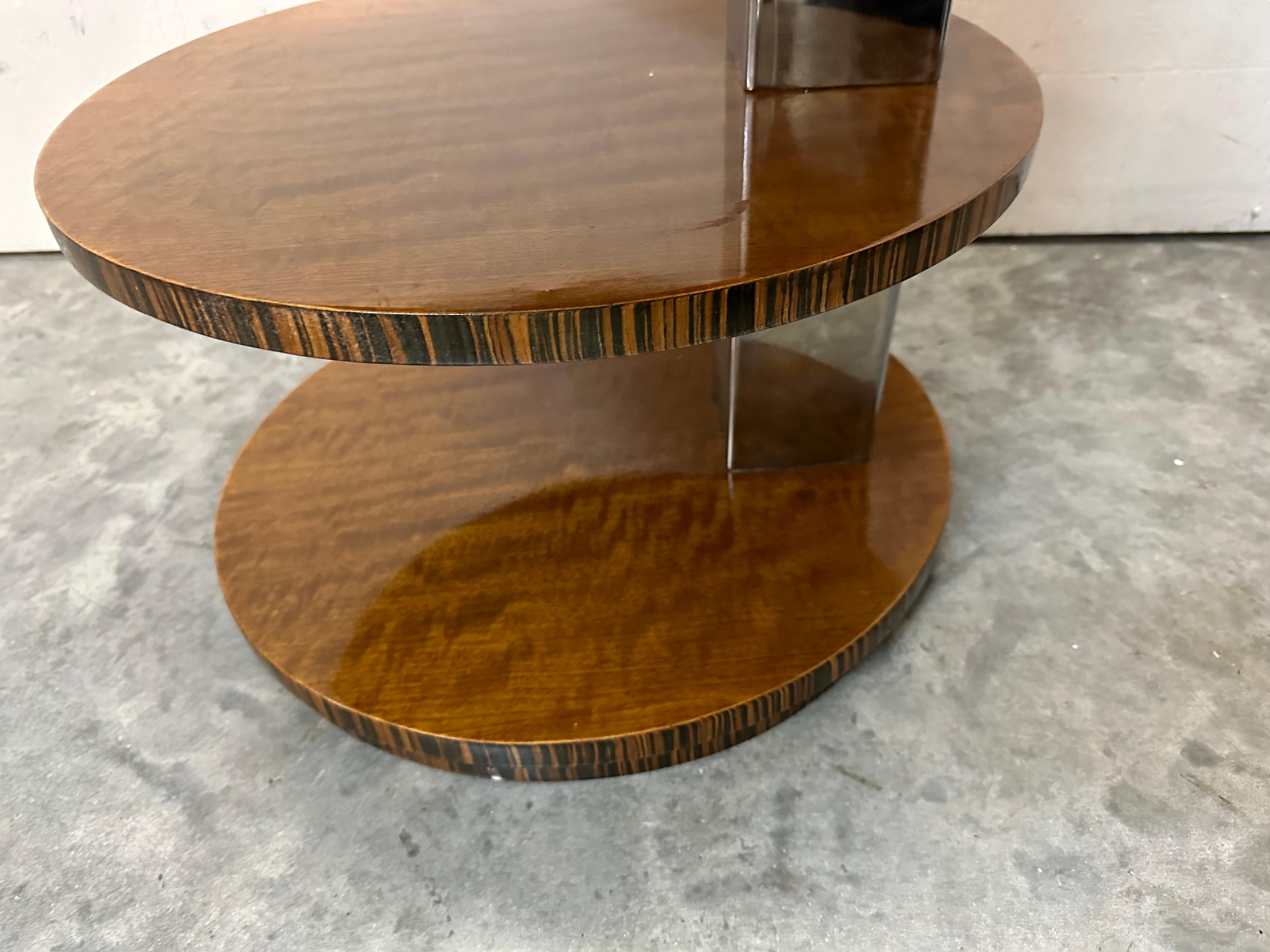 Three Tier Table 'Attributed to the Bauhaus' German For Sale 11
