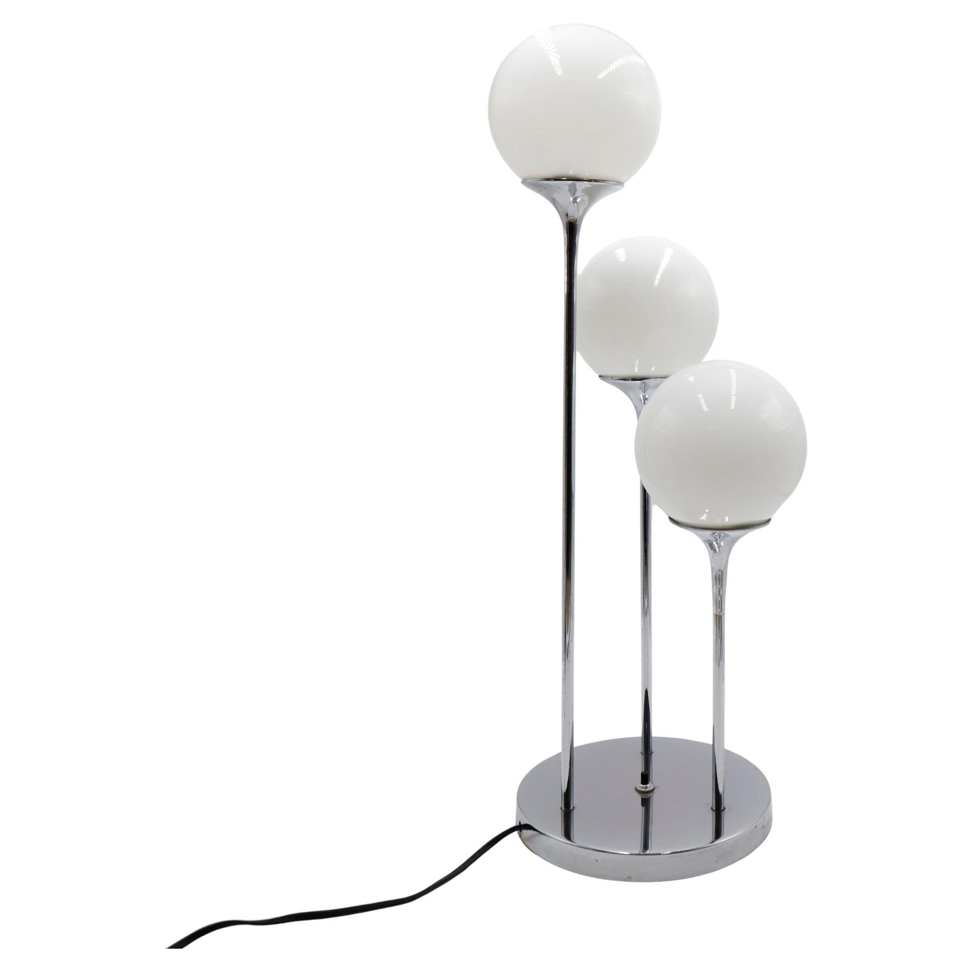 Lampadaire à trois niveaux de Lightolier