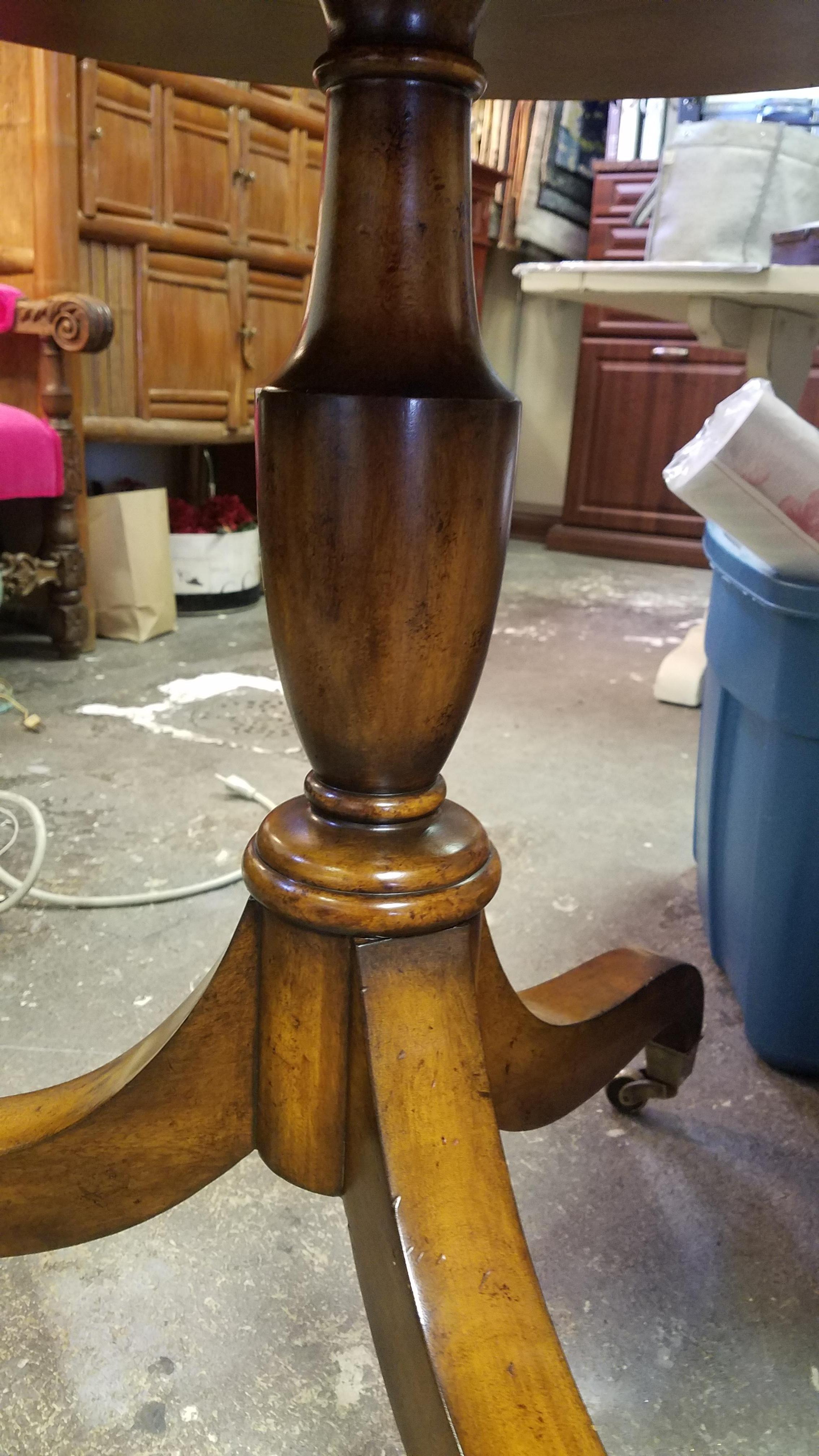 Three-Tired Dumb Waiter In Good Condition For Sale In Livingston, NJ