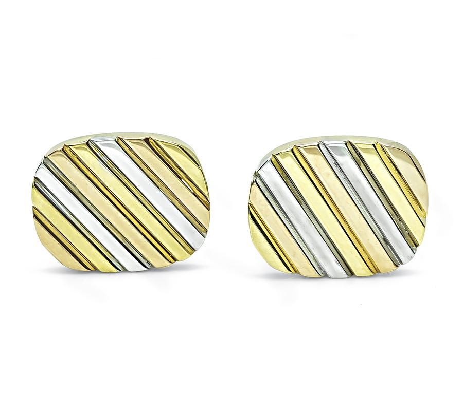 Se trata de un precioso par de gemelos de oro amarillo rosa y blanco de 18 quilates. La cabeza de los gemelos mide 16,5 mm por 20 mm. Los gemelos llevan el sello de 18 quilates y pesan 16,9 gramos.