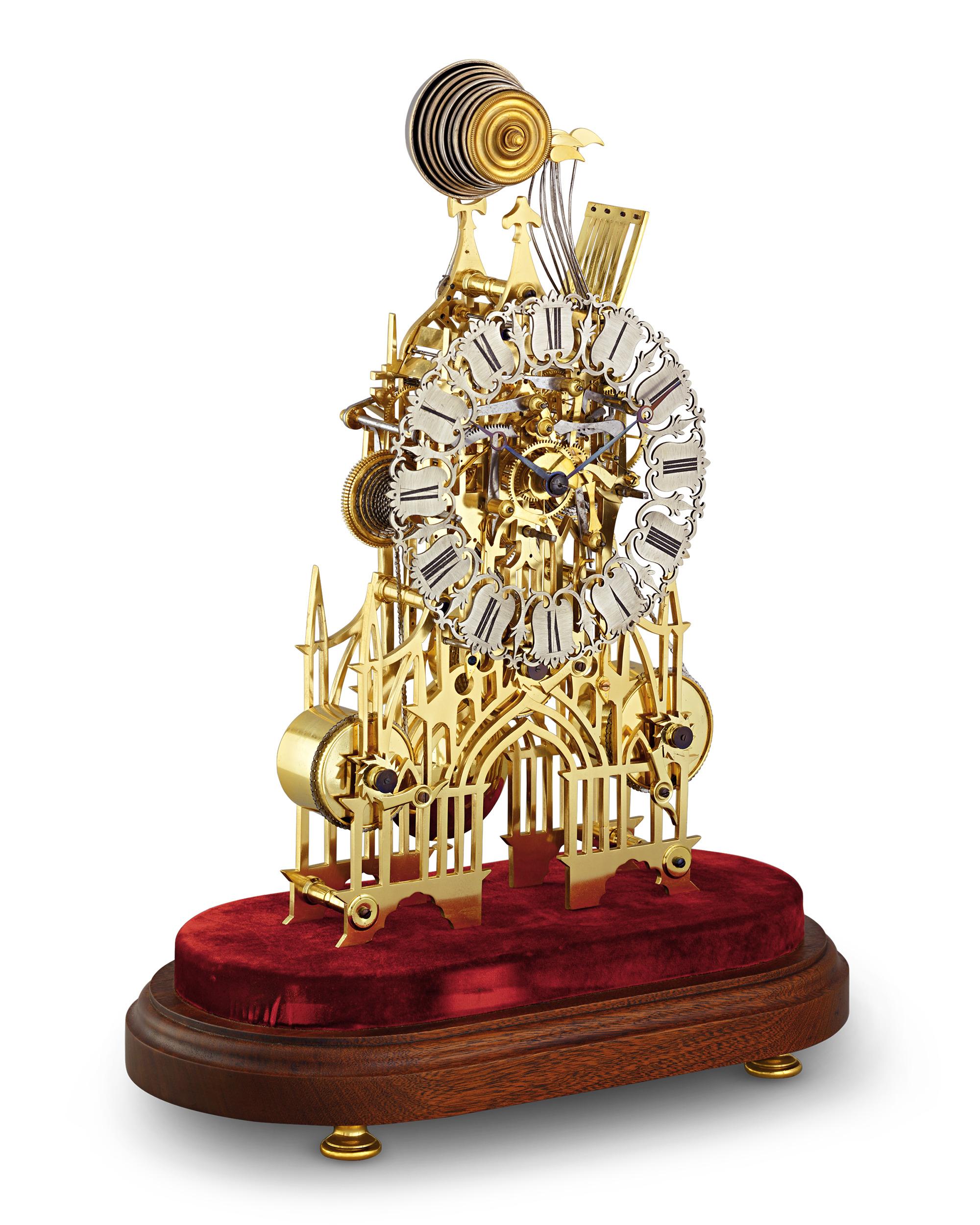Néo-gothique Horloge à trois trains de Smith & Sons en vente