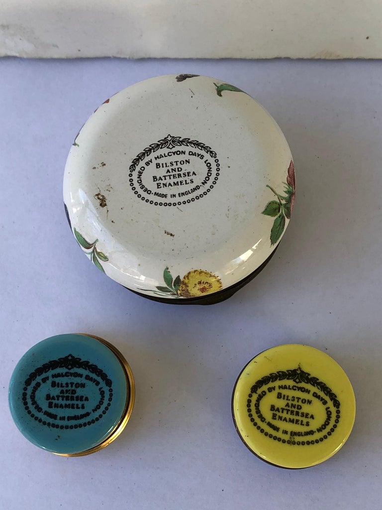 Three Vintage Bilston and Battersea Enamel Boxes For Sale at 1stDibs
