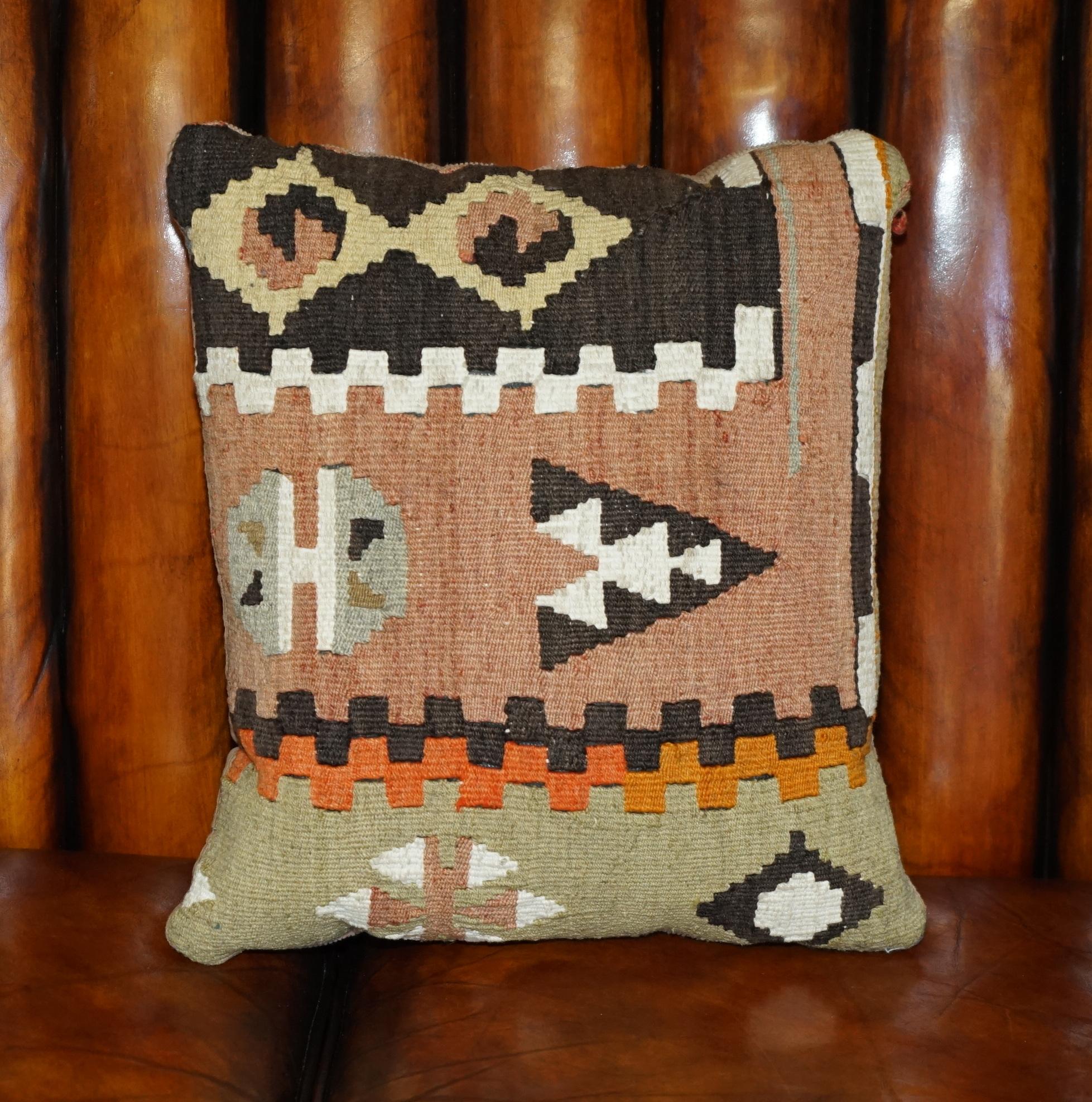 Royal House Antiques

Royal House Antiques is delighted to offer for sale this stunning original vintage George Smith Kilim Aztec Cushions 

These are super collectable, they came from a George Smith sofa which I have listed under my other items