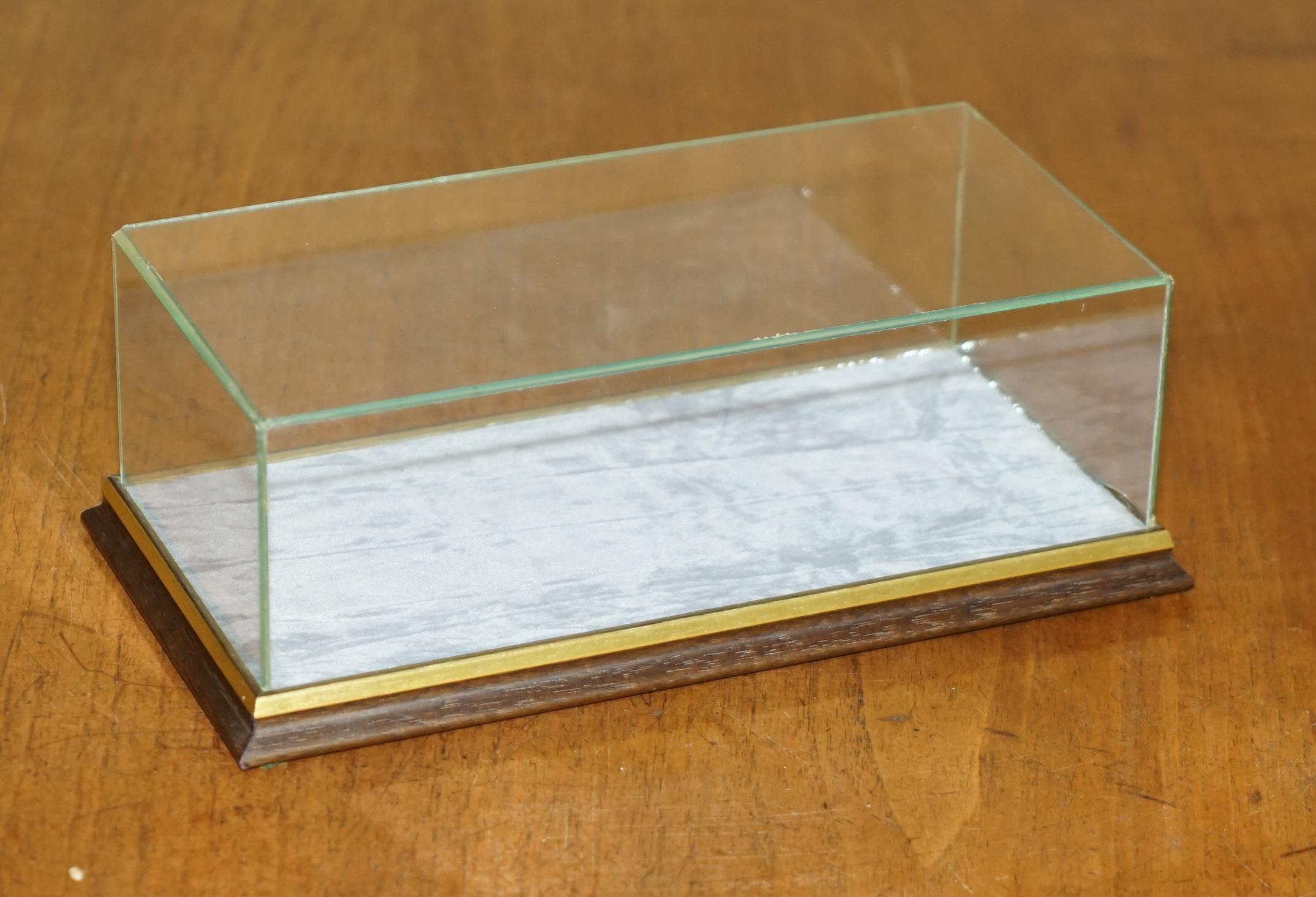 Mid-Century Modern THREE ViNTAGE HARDWOOD & GLASS TABLE TOP DISPLAY CASES FOR TRINKETS 10.5X29X15CM For Sale