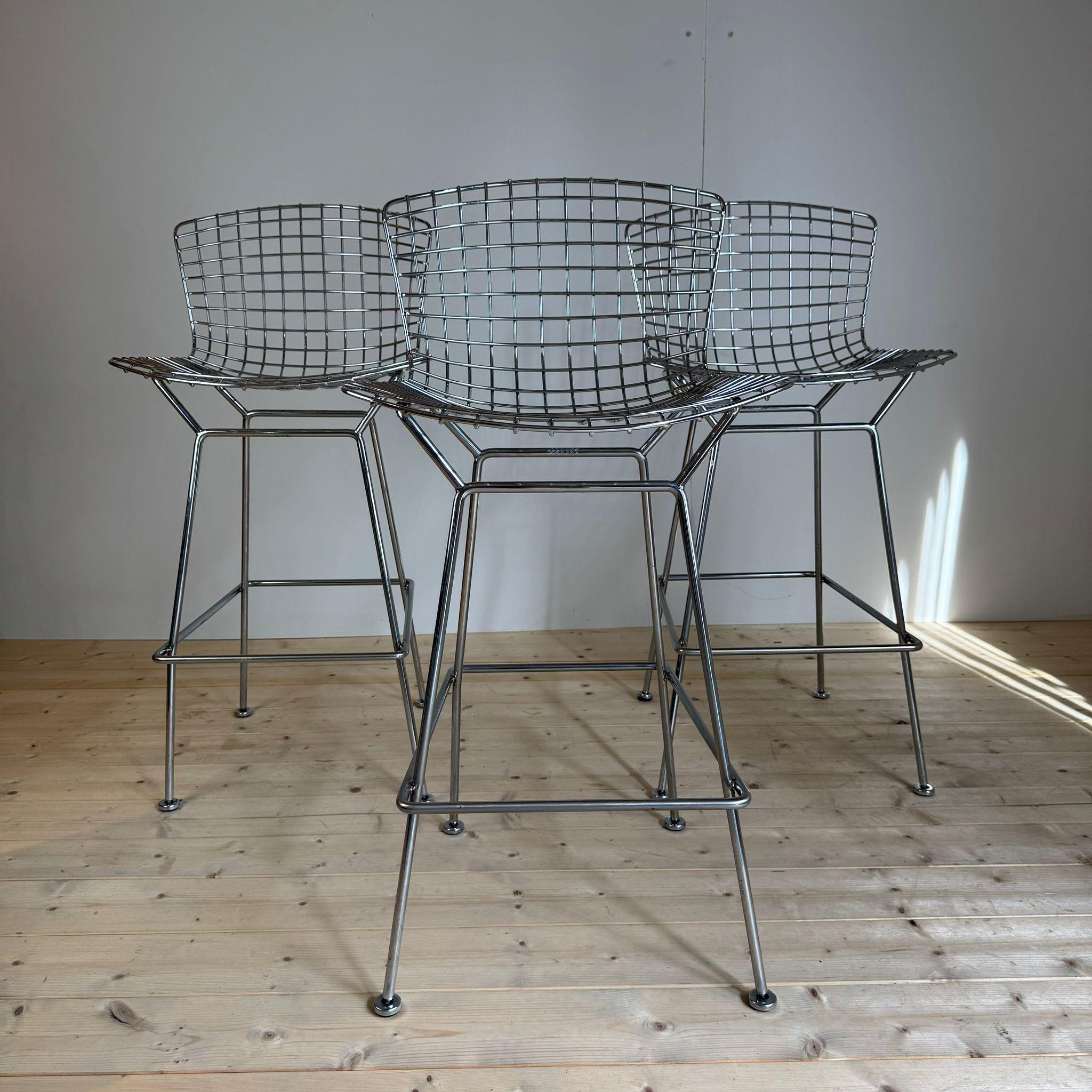 Drei alte Hocker, Harry Bertoia für Knoll im Zustand „Gut“ im Angebot in Torino, IT