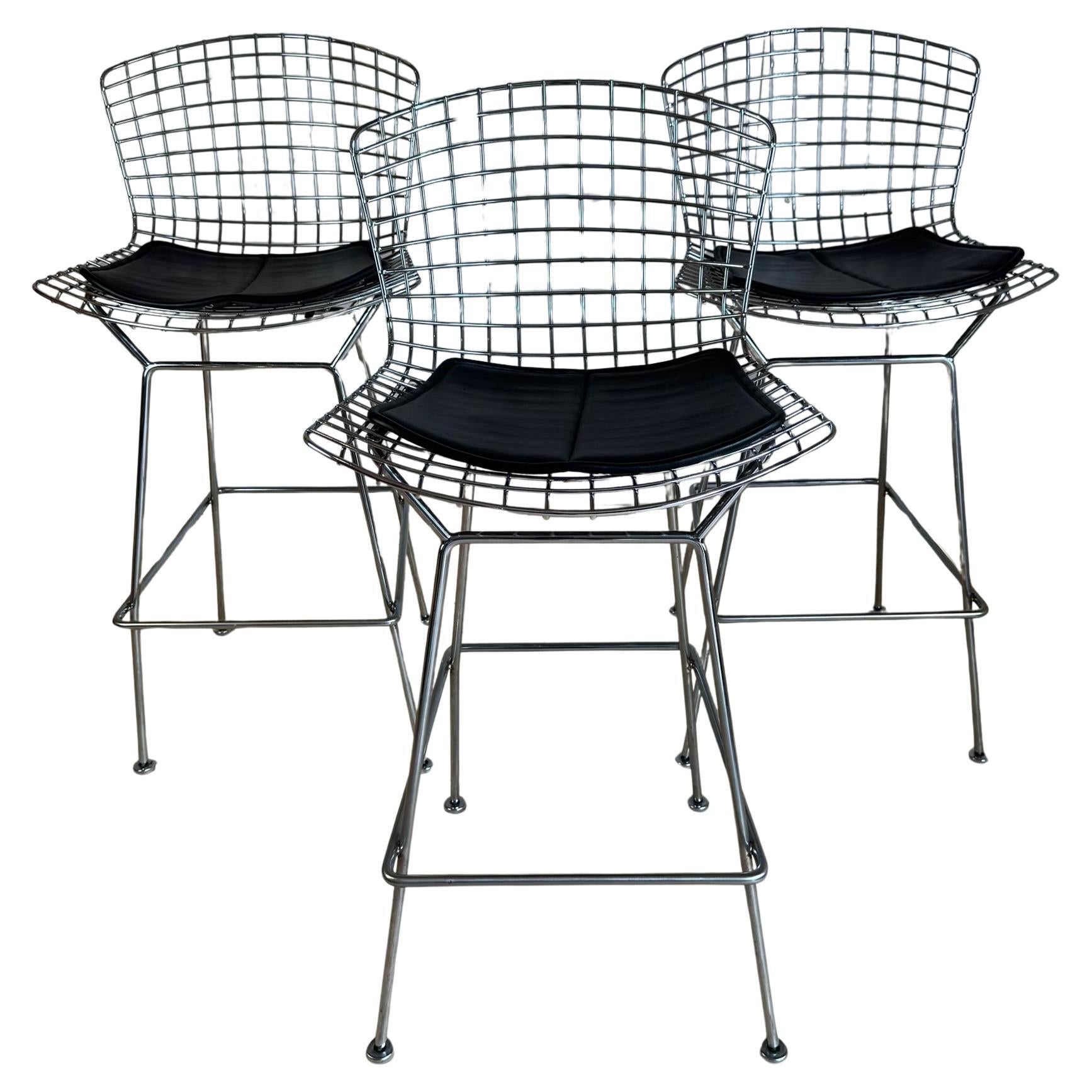 Drei alte Hocker, Harry Bertoia für Knoll im Angebot