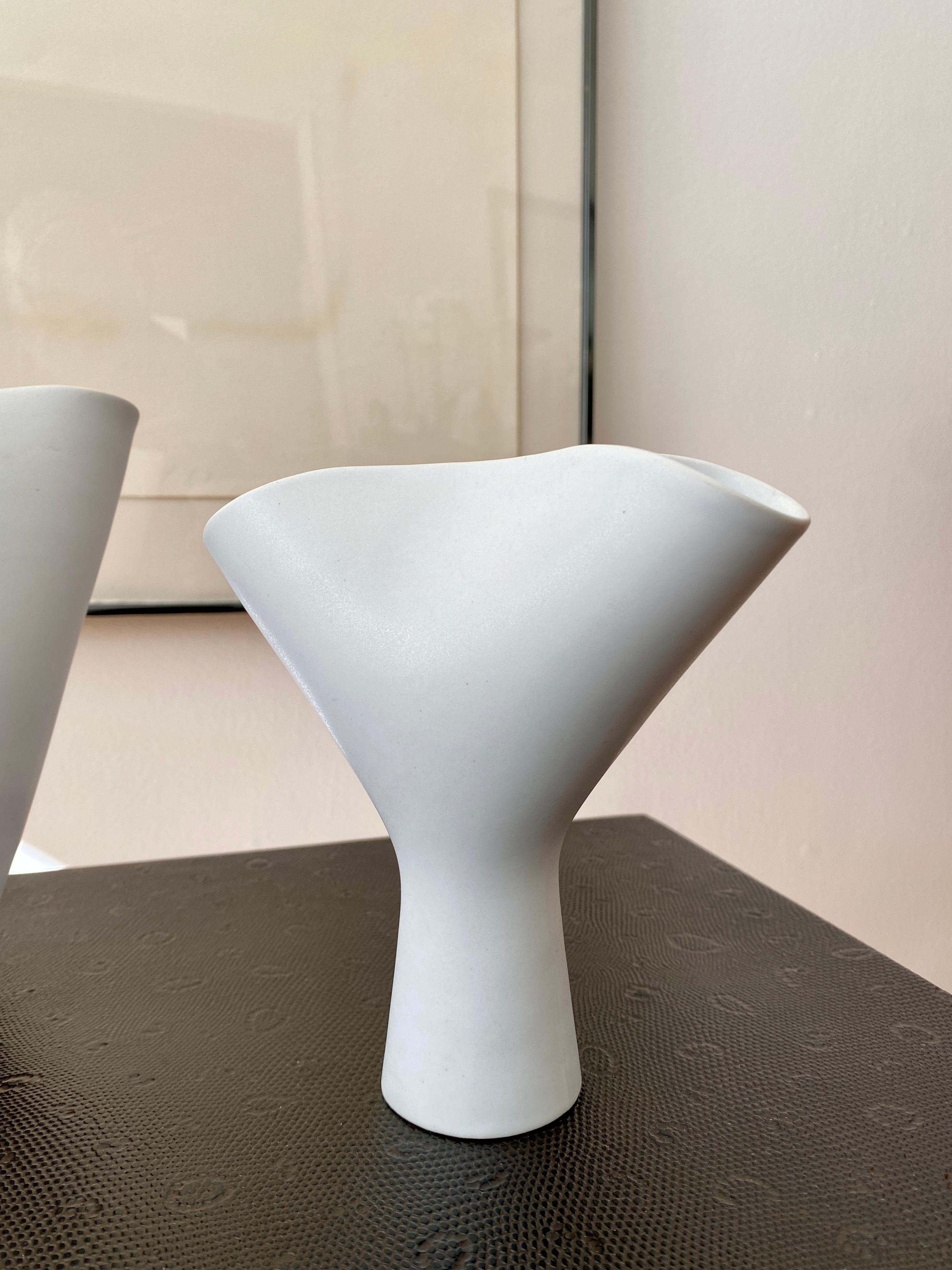 Trois vases Vintage Veckla Conçus par Stig Lindberg pour Gustavsberg en vente 4