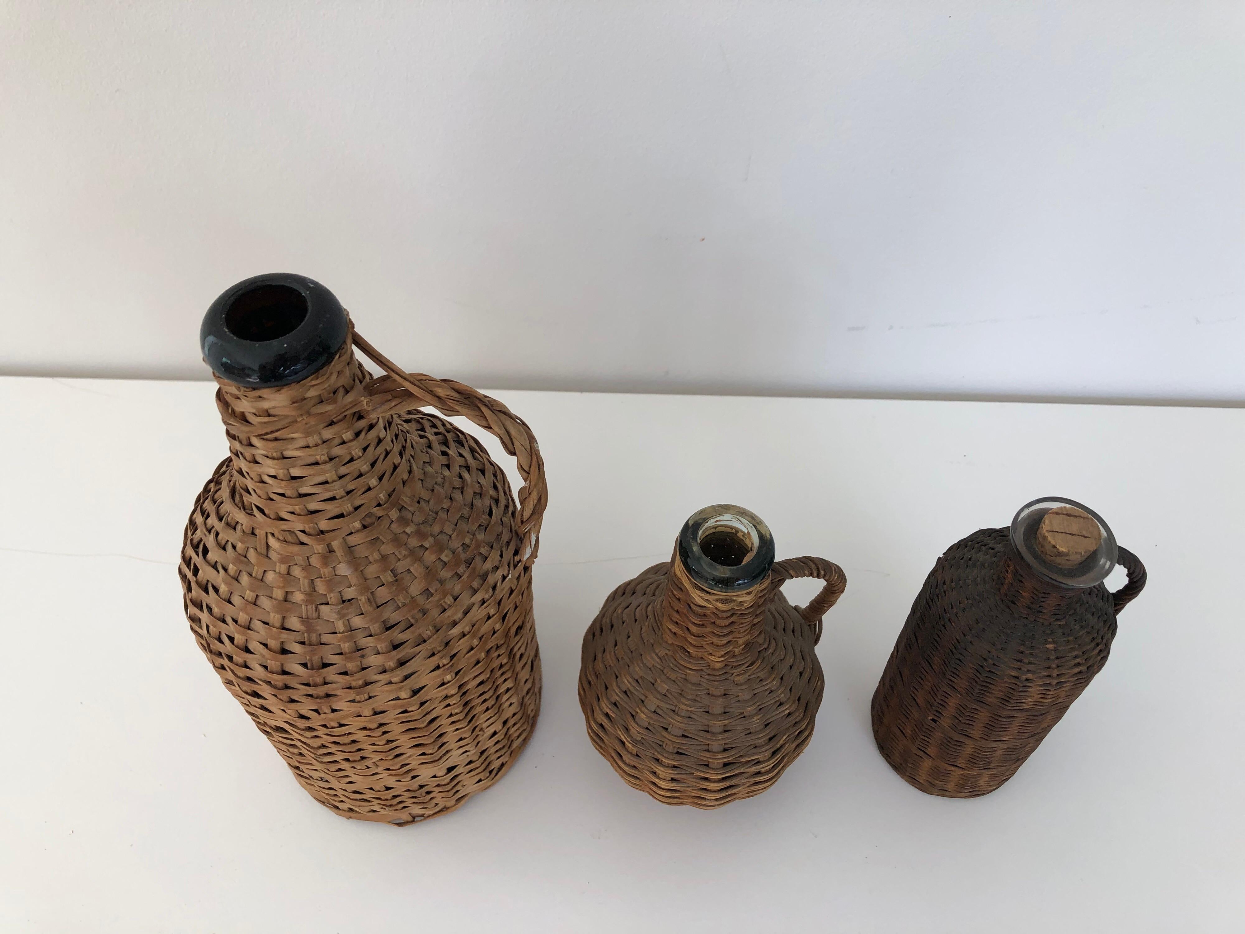 Three Vintage Wicker Wrapped Jugs In Good Condition In Stockton, NJ