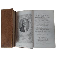 Drei Bände von James Cook''s „A Voyage to the Pacific Ocean“, 1784