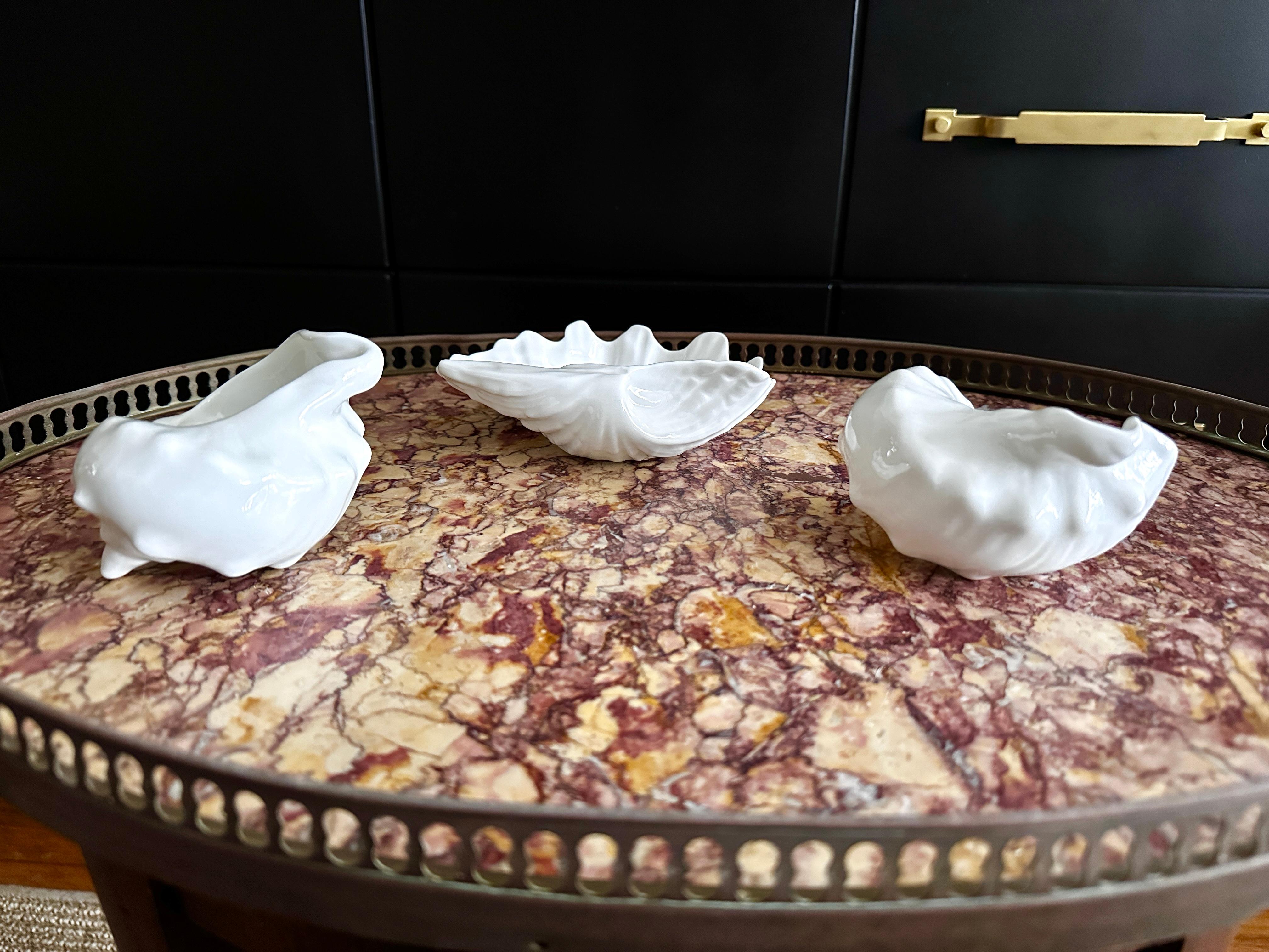 Porcelaine Trois coquillages de la collection Nautilus de Wedgwood Bone China en vente