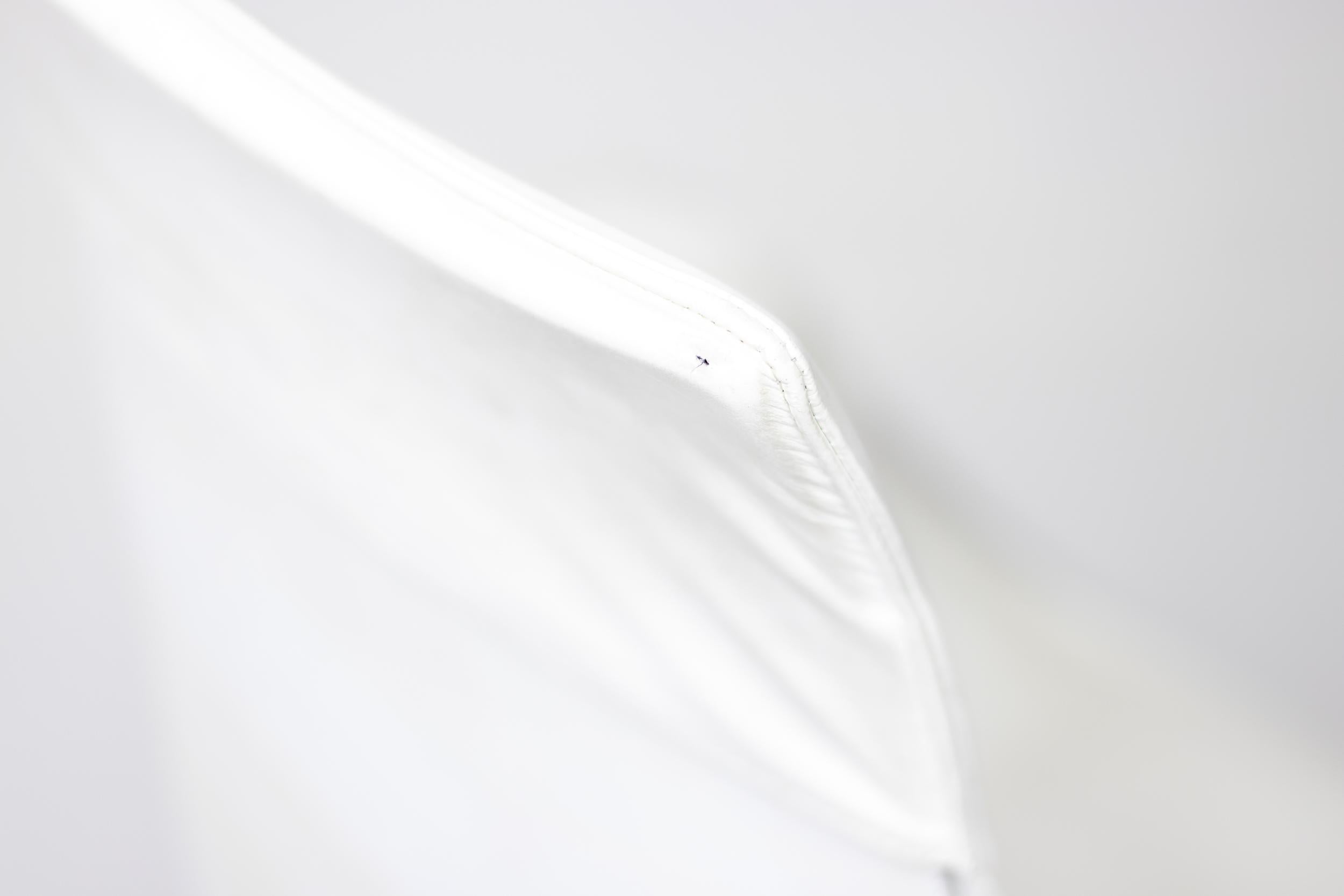 Tres sillas de escritorio de cuero blanco Mid Mod Bird de Fabricius & Kastholm para Kill en venta 1