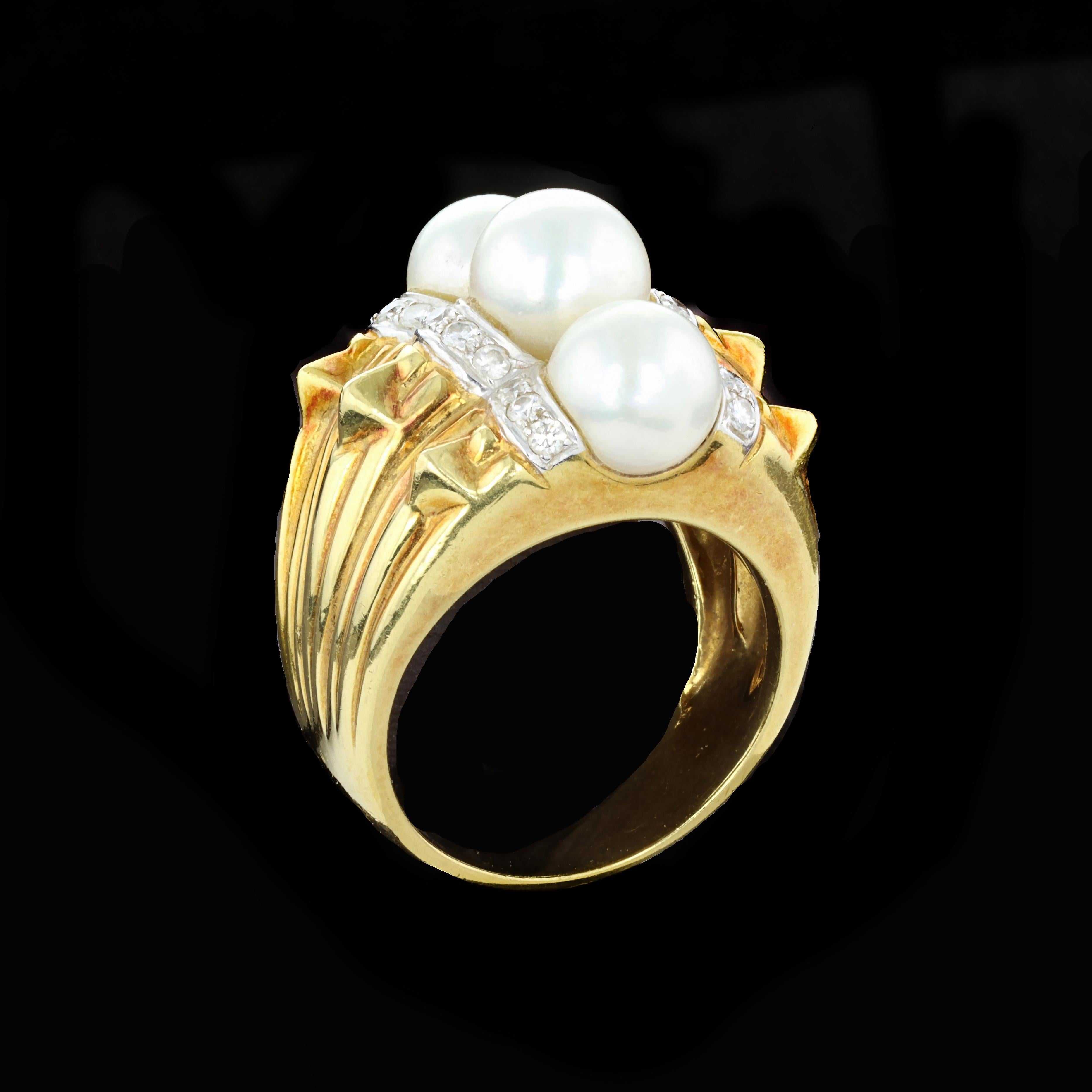 Art Nouveau Three White Pearl and Diamond Ring
