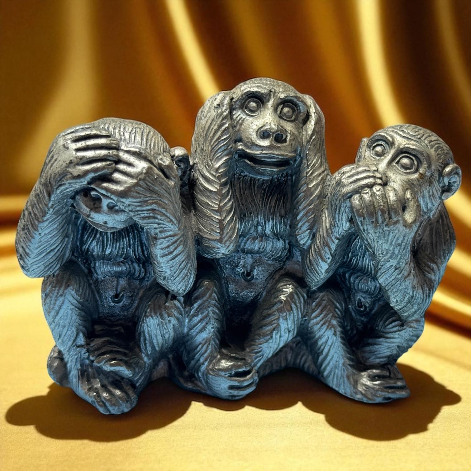 Statue sculptée en métal « Trois singes sages singes », Allemagne, années 1960 en vente 2