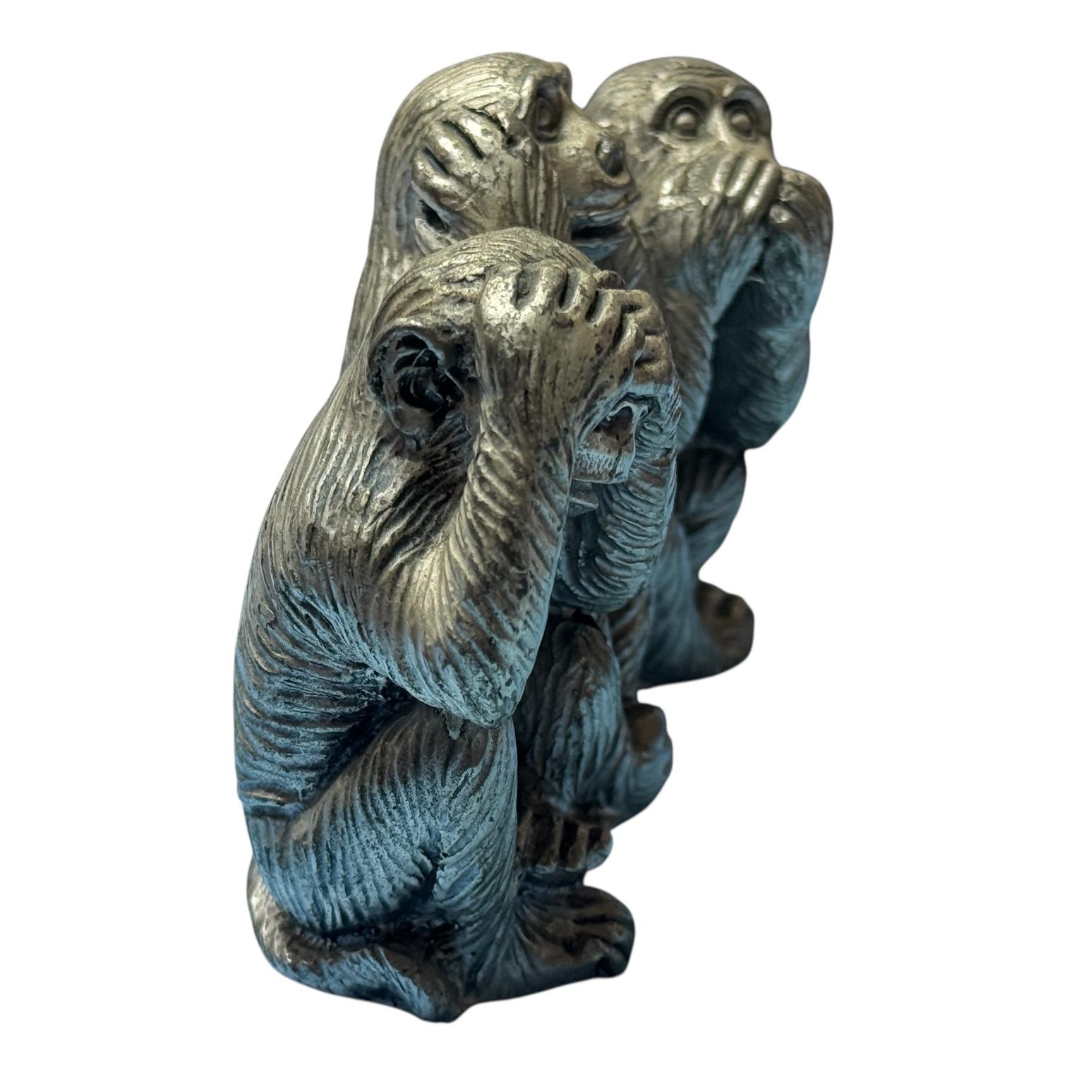 Allemand Statue sculptée en métal « Trois singes sages singes », Allemagne, années 1960 en vente
