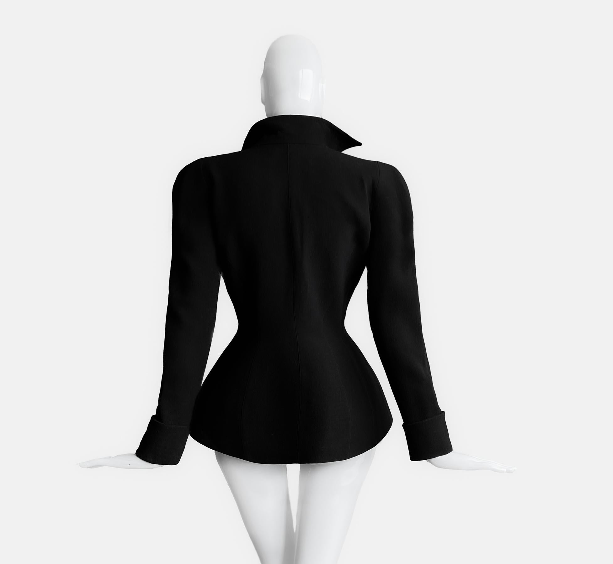 Thrilling Thierry Mugler LES INFERNALES FW1988/89 Black Dramatic ZigZag Jacket For Sale 5
