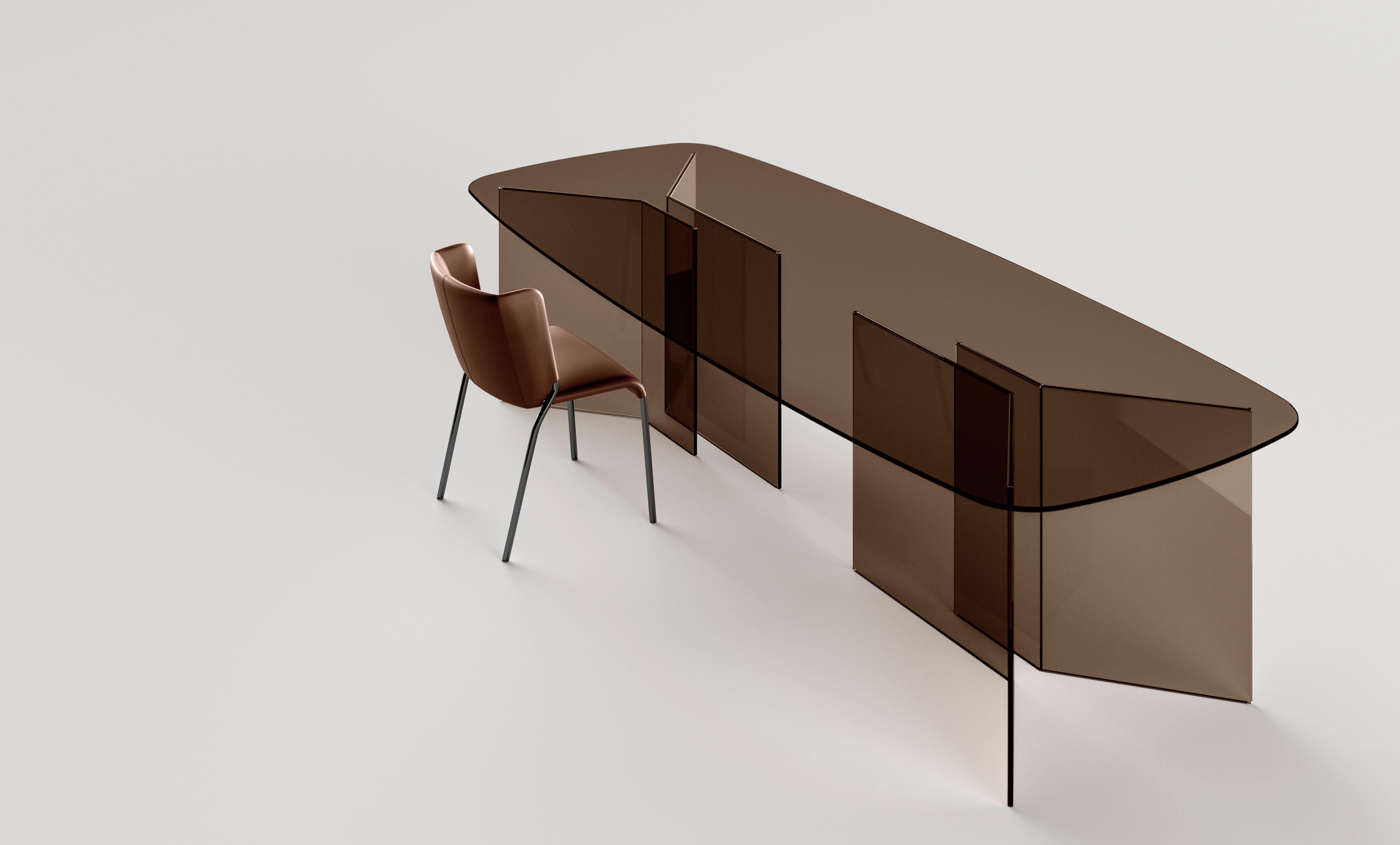 XXIe siècle et contemporain Table de salle à manger en verrerim, conçue par Massimo Castagna, fabriquée en Italie en vente