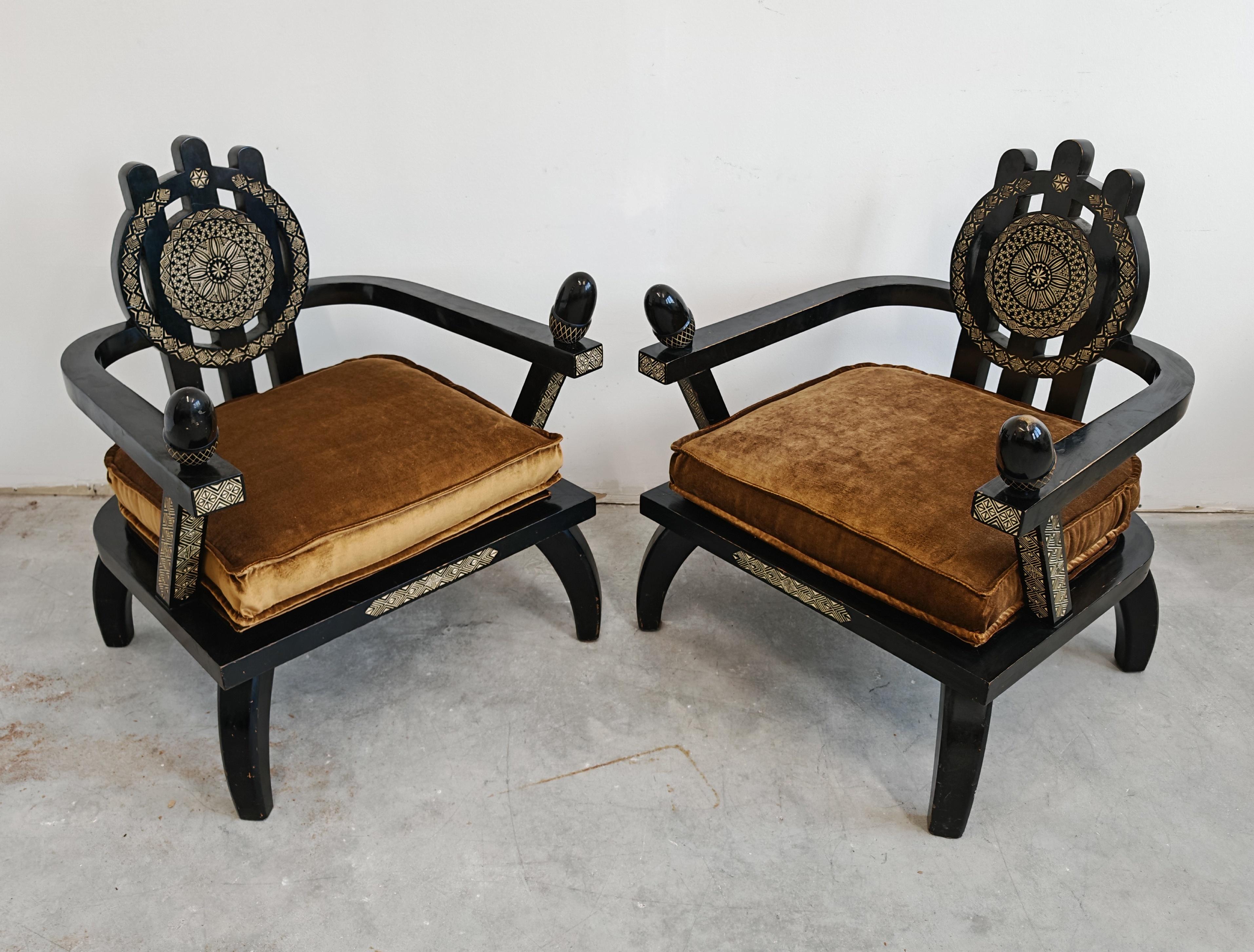 Throne Shaped hand-carved Armchairs in ebonized oak, designed by Ettore Zaccari For Sale 4