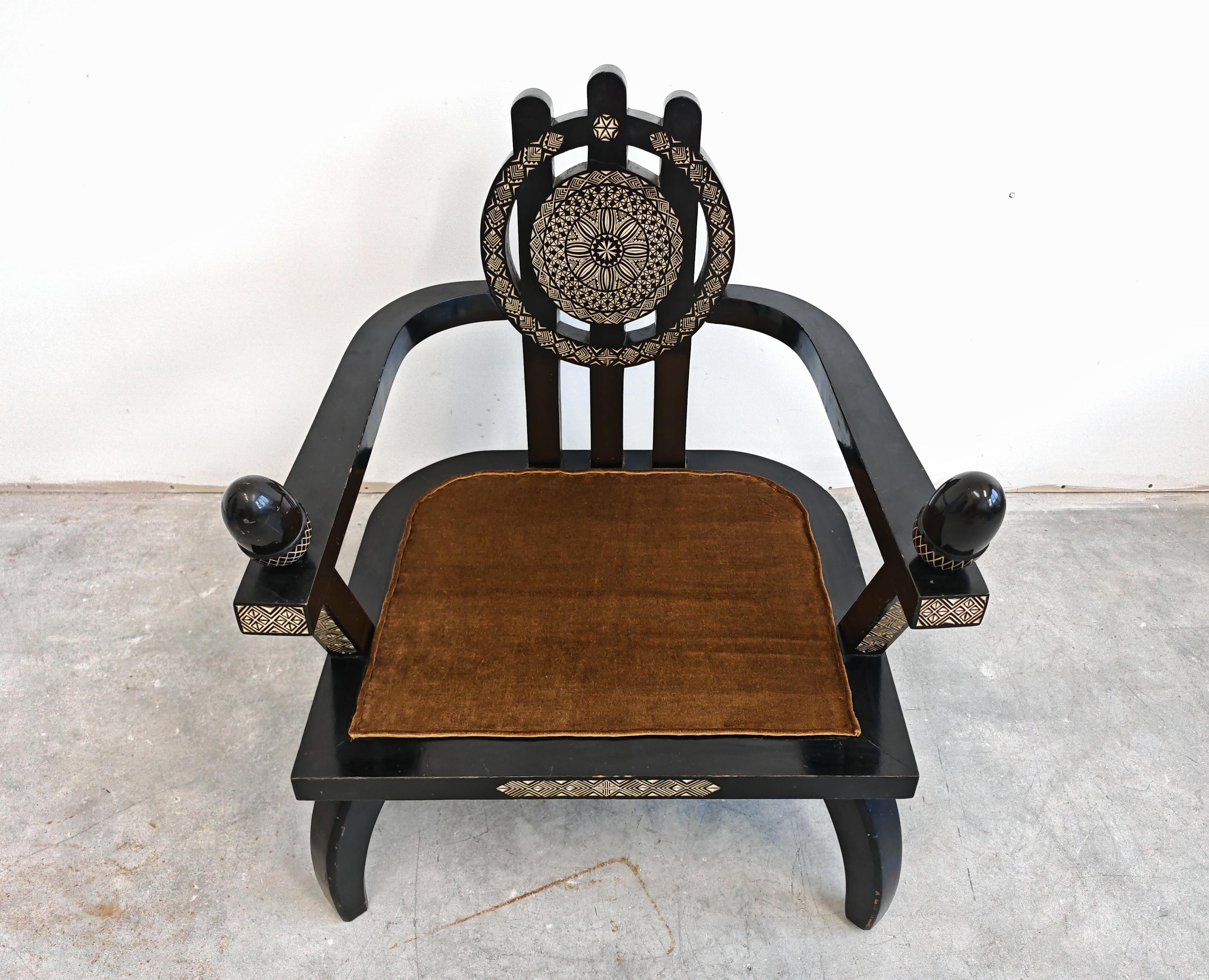 Throne Shaped hand-carved Armchairs in ebonized oak, designed by Ettore Zaccari For Sale 7