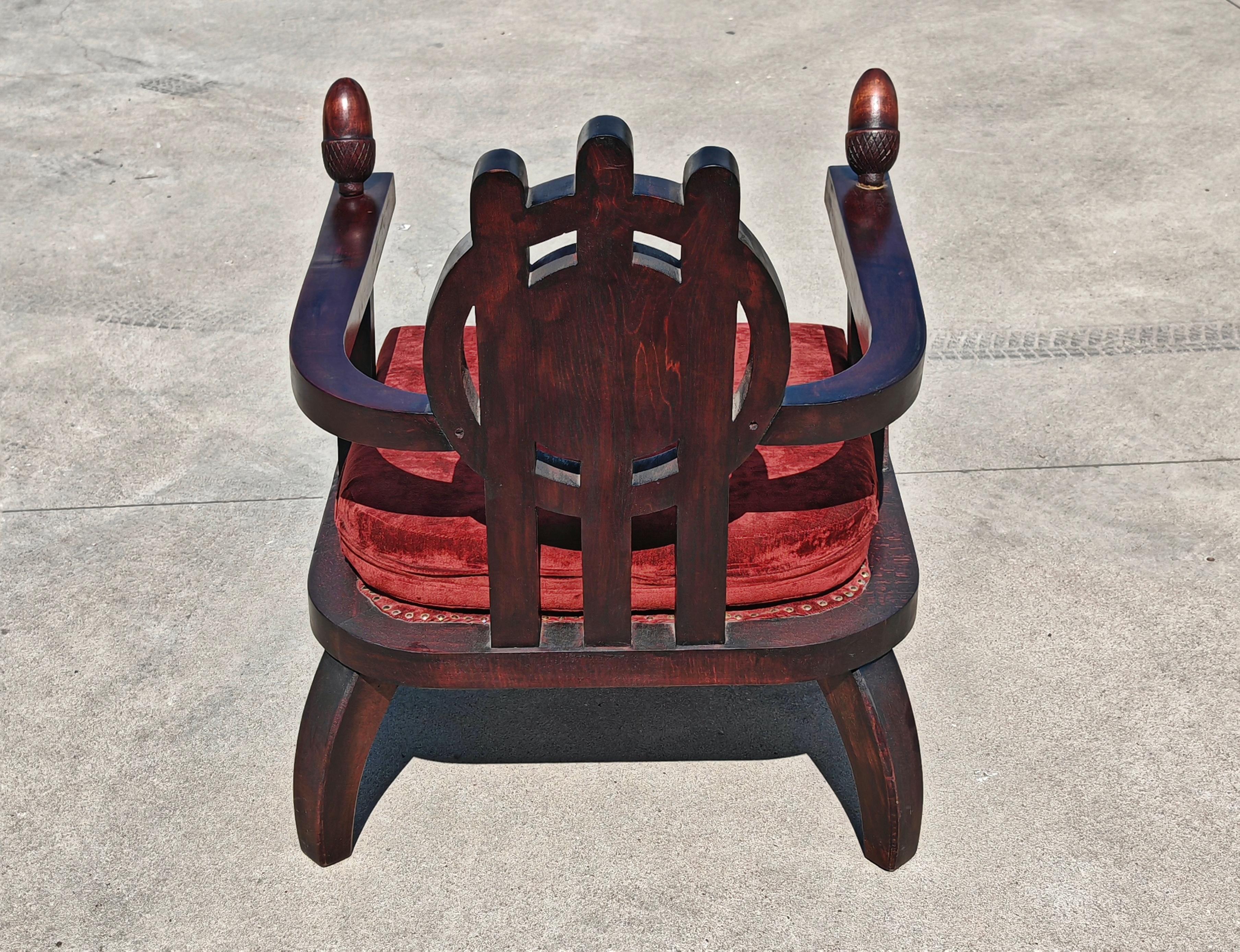 Fauteuils en forme de trône sculptés à la main en chêne teinté, conçus par Ettore Zaccari en vente 3