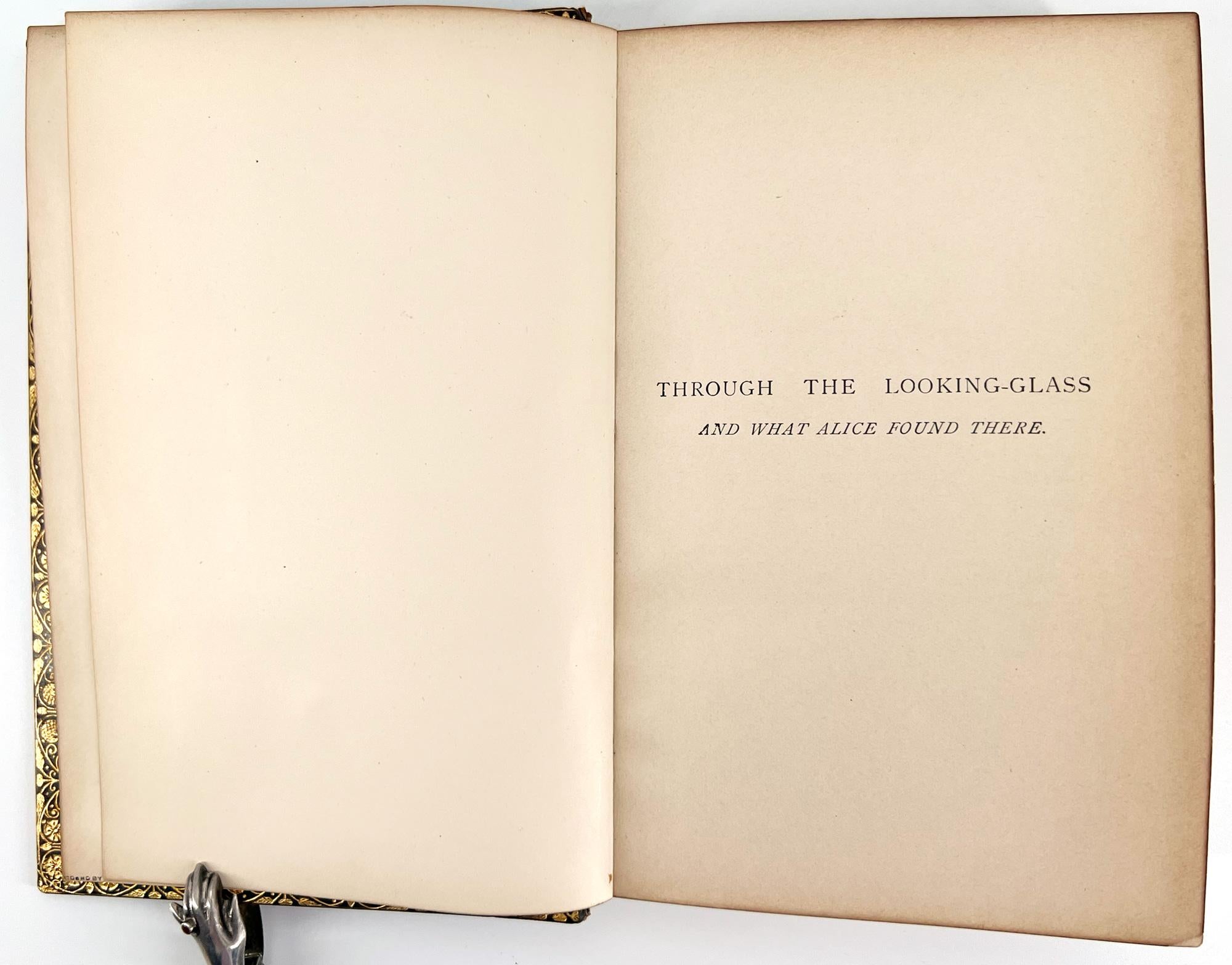 Through the Looking Glass by Lewis Carroll - Beautiful binding 10