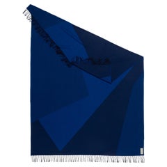 Manta de lana Geométrica Azul Tejida de Merino y Cachemira por Catharina Mende
