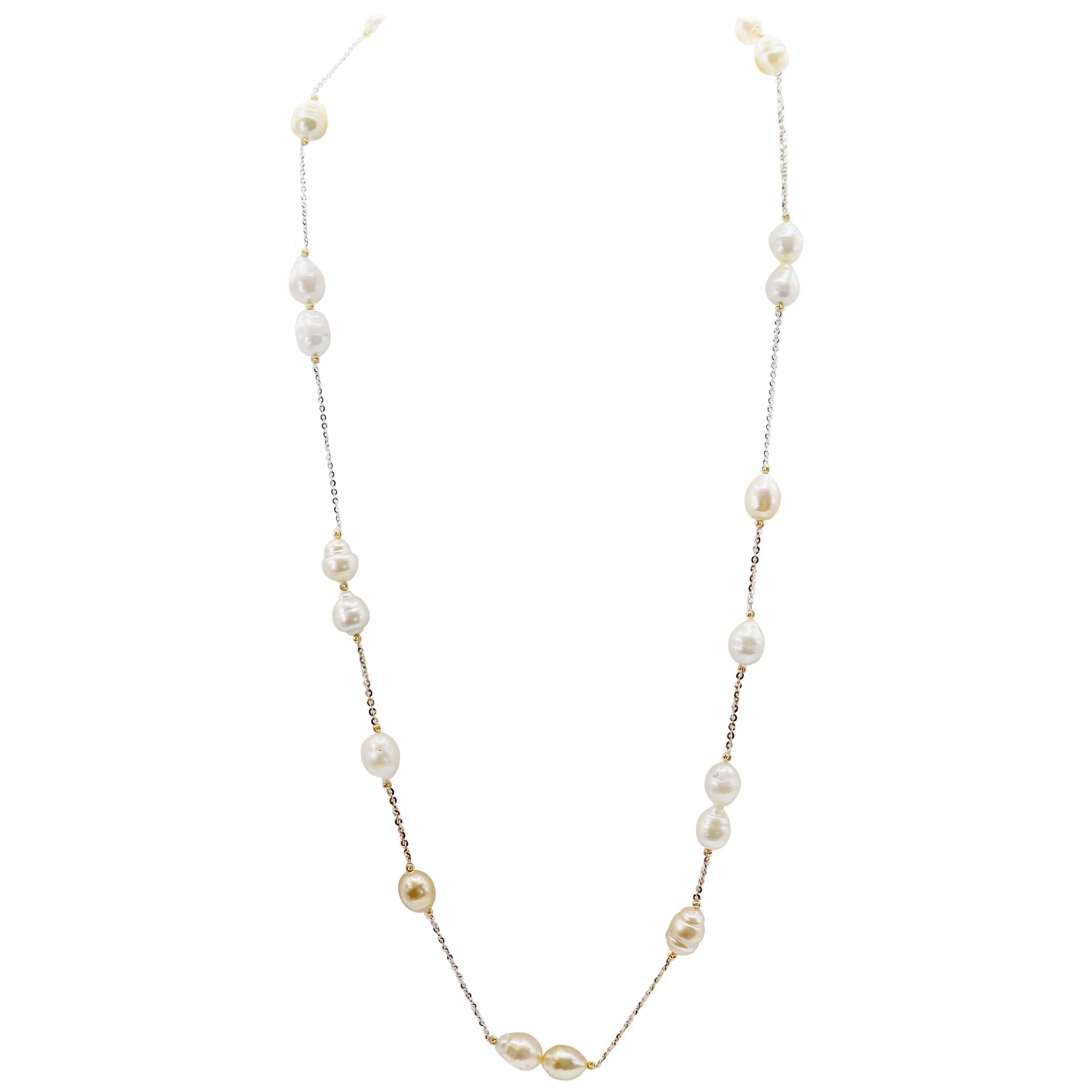 Throw-On Delicate Lariat Rope Necklace in 18k Gold with South Sea Pearls For Sale