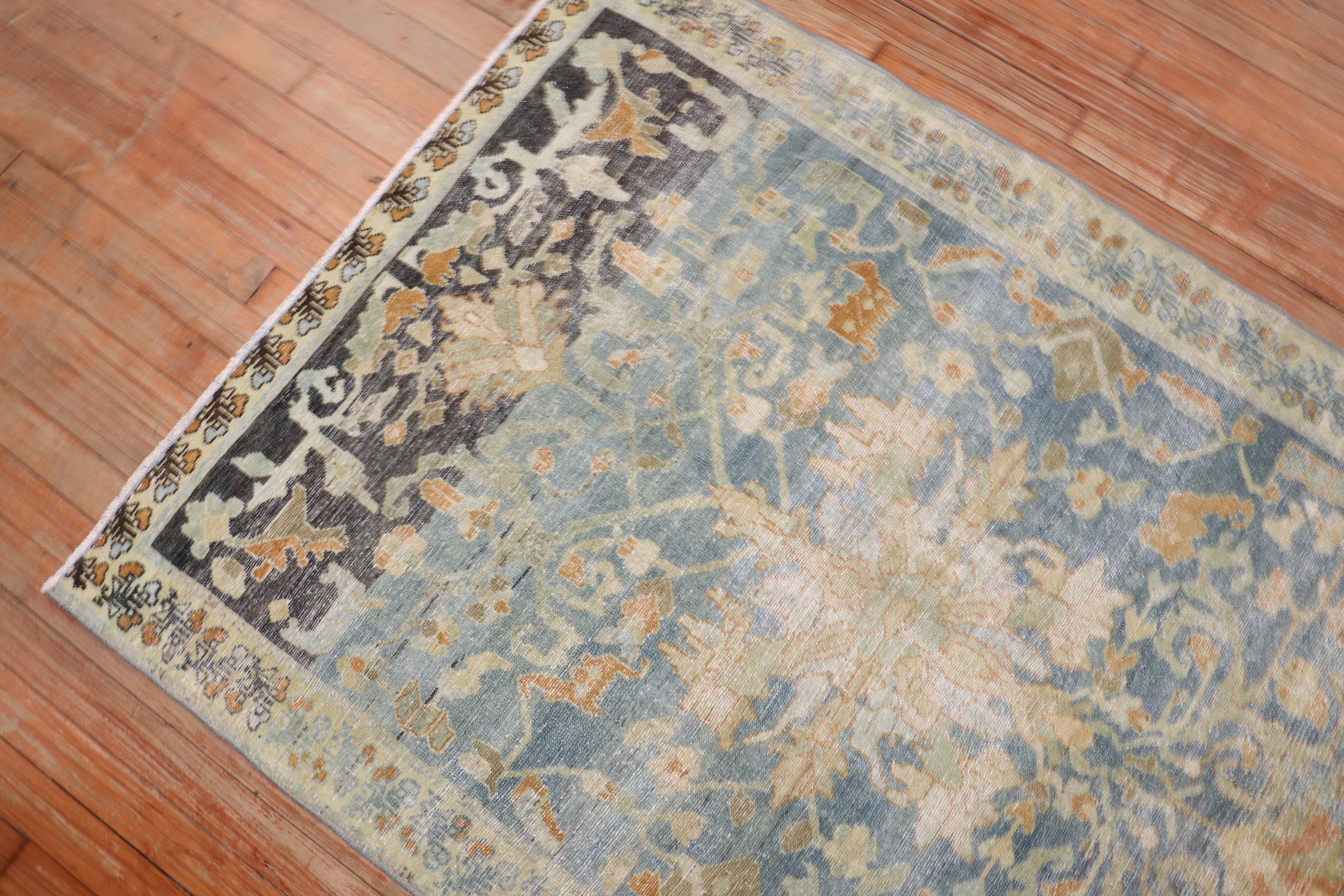 Throw Square Size Persian Malayer Rug In Good Condition For Sale In New York, NY