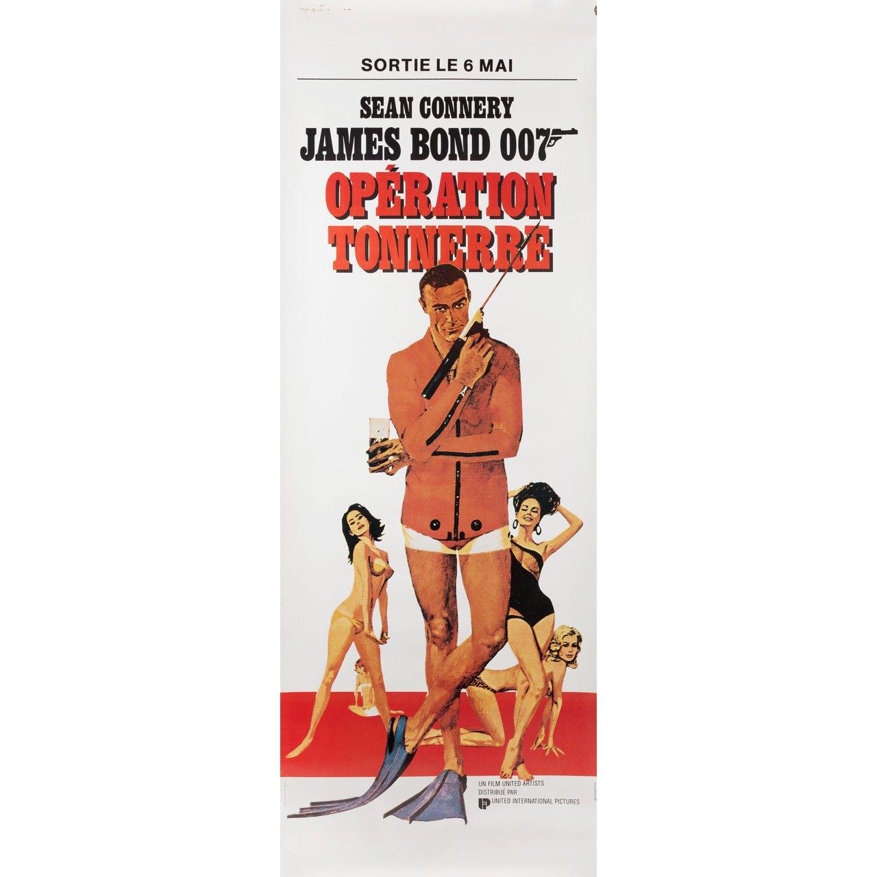 Originales französisches Pantalonplakat aus den 1980er Jahren für den Film Thunderball von 1965 unter der Regie von Terence Young mit Sean Connery / Claudine Auger / Adolfo Celi / Luciana Paluzzi. Guter Zustand, gerollt. Bitte beachten Sie: Die