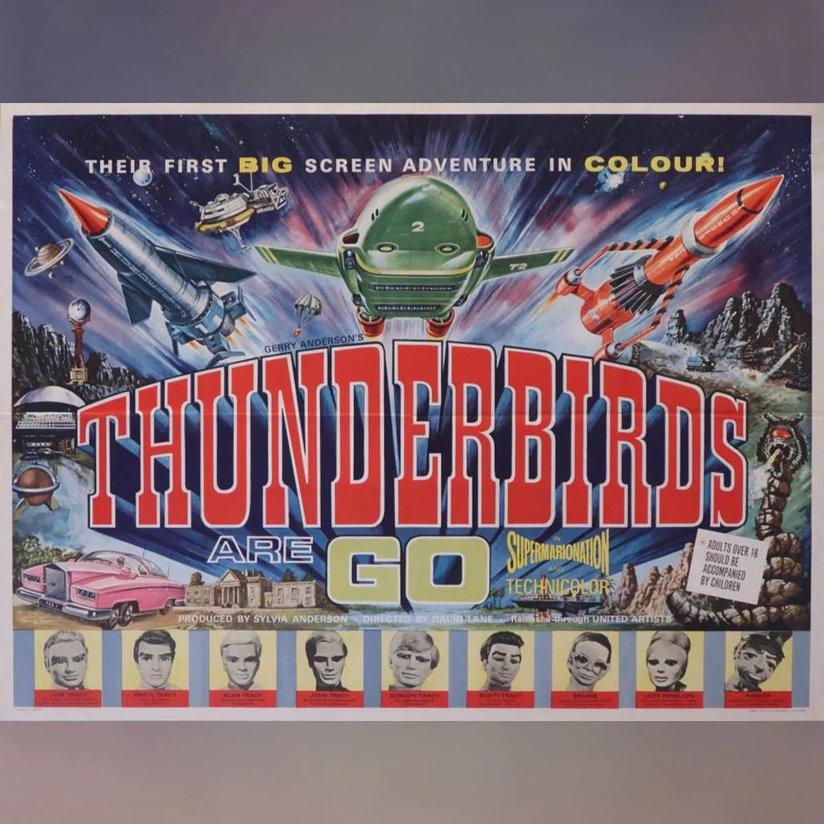 Die Donnervögel sind los (1966)
Original British Quad (30 X 40 Zoll)

Von den beiden Entwürfen des britischen Quad, die für die Erstveröffentlichung dieses kultigen Films produziert wurden, ist dies bei weitem die seltenere und gesuchtere Version.