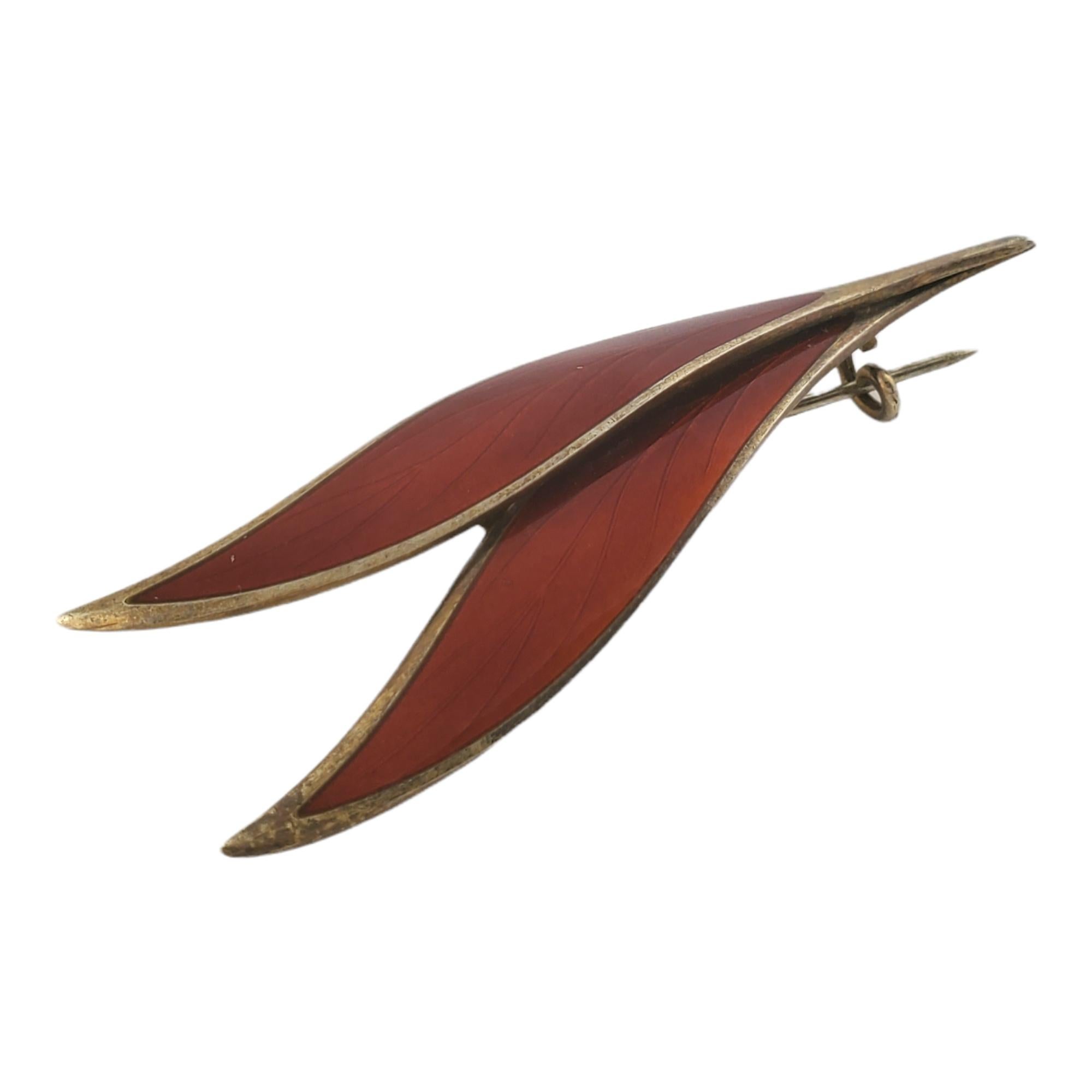 Thune Norway Sterling Silver Gold Vermeil Red Enamel Leaf Pin In Good Condition In Washington Depot, CT