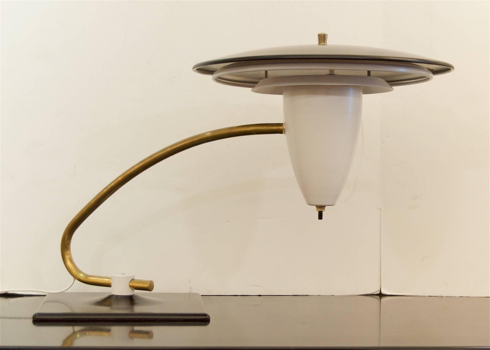 Mid-20th Century Thurston Style Flying Disc Swivel Desk Lamp